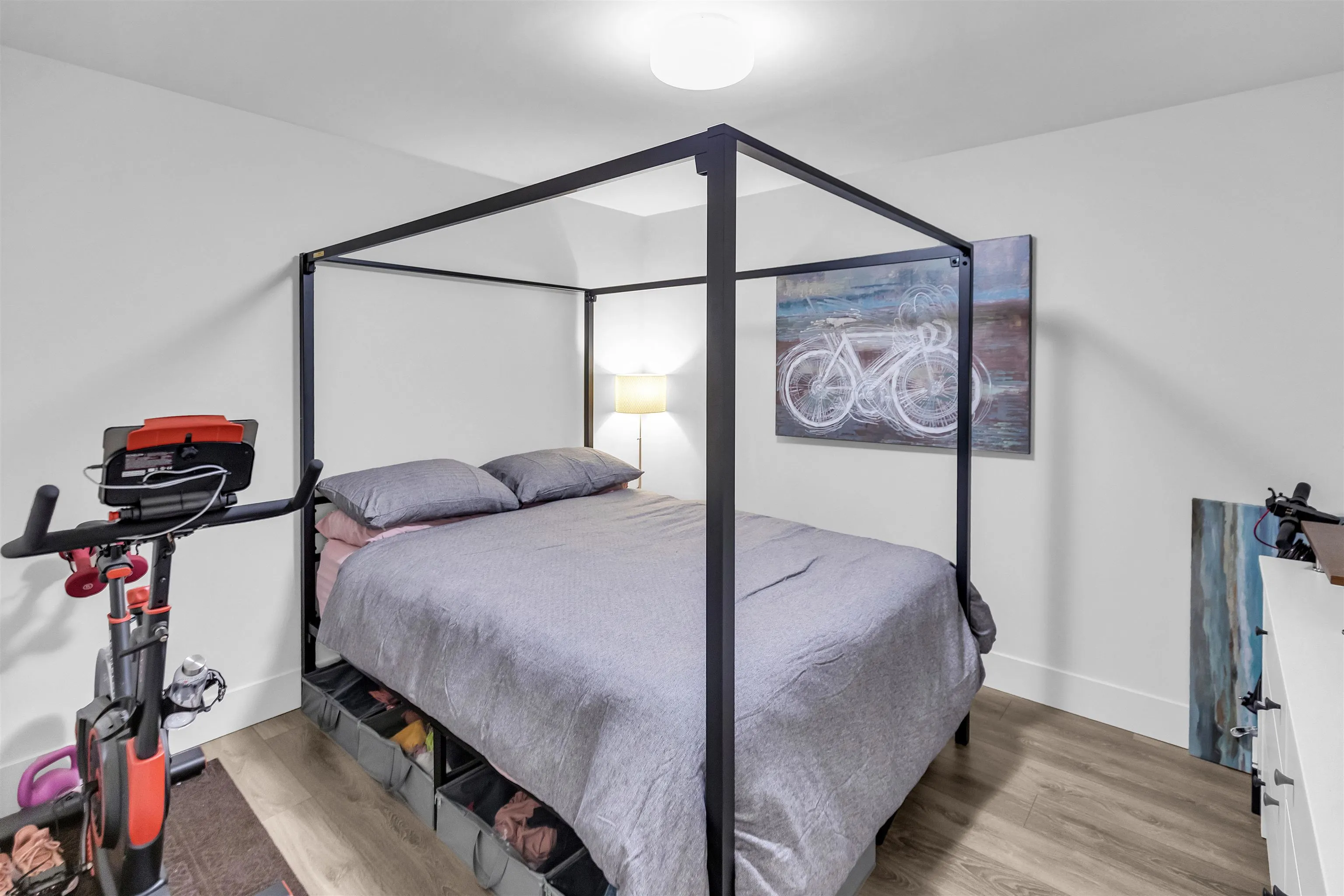 104 680 Seylynn Crescent
