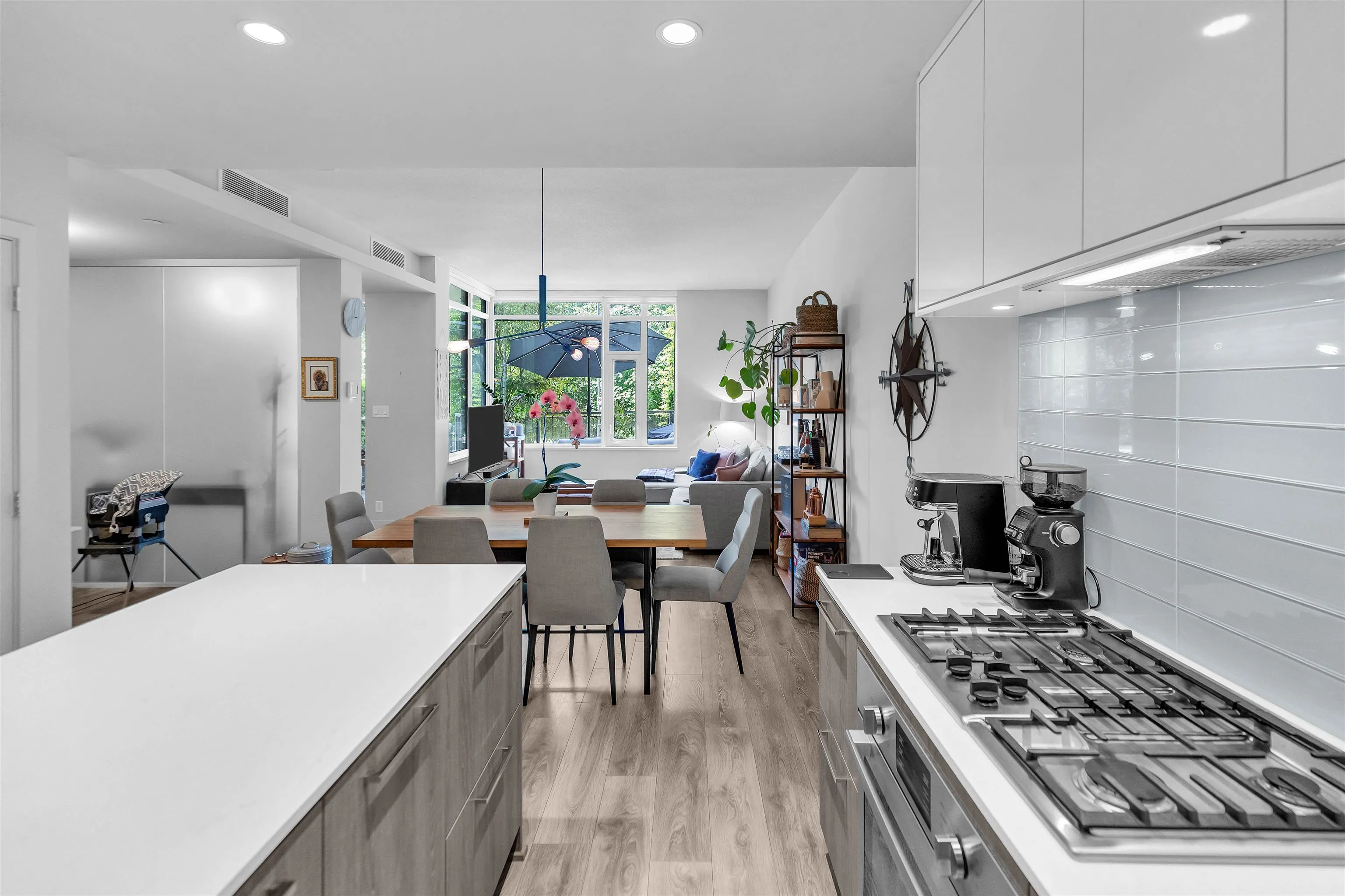 104 680 Seylynn Crescent