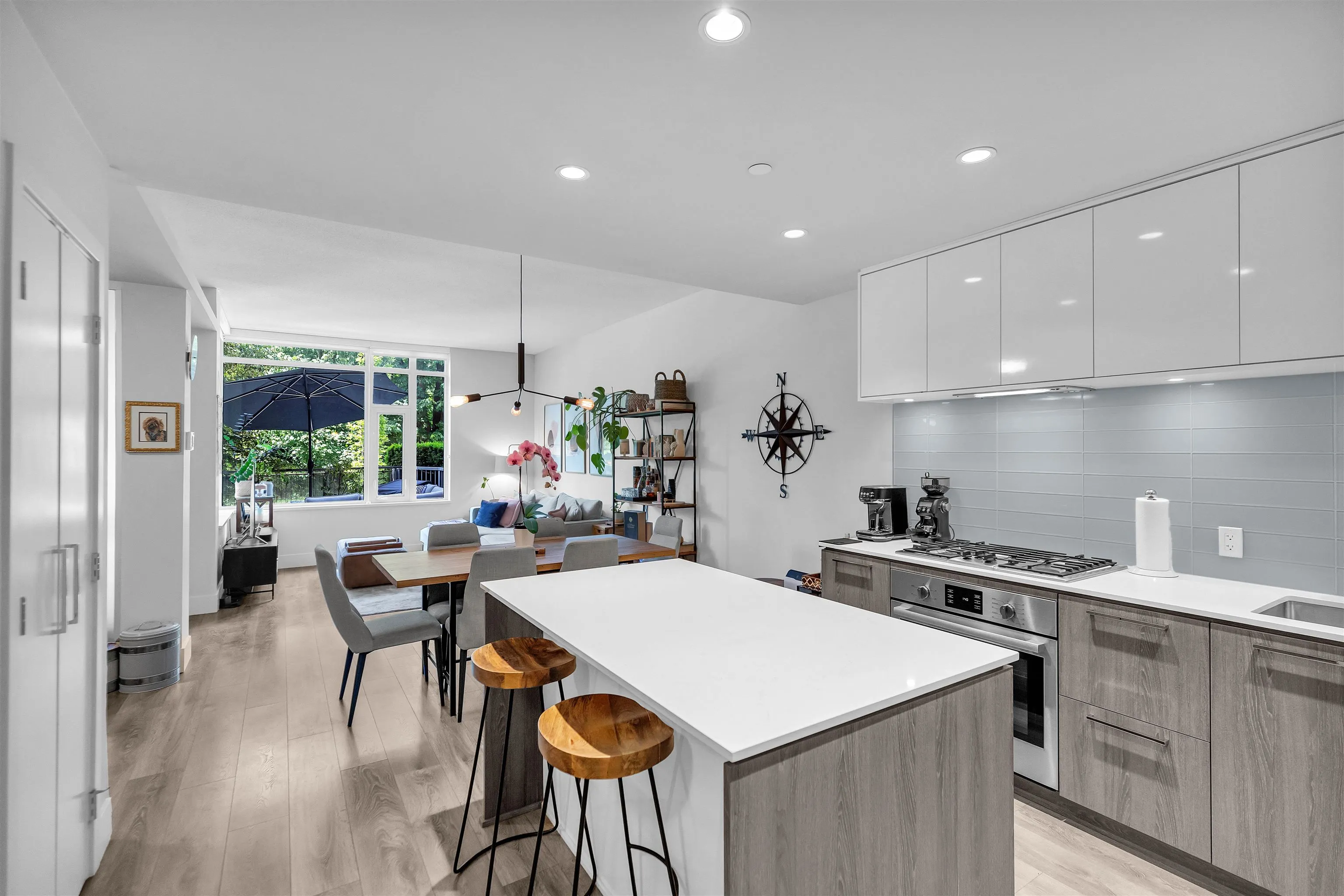 104 680 Seylynn Crescent
