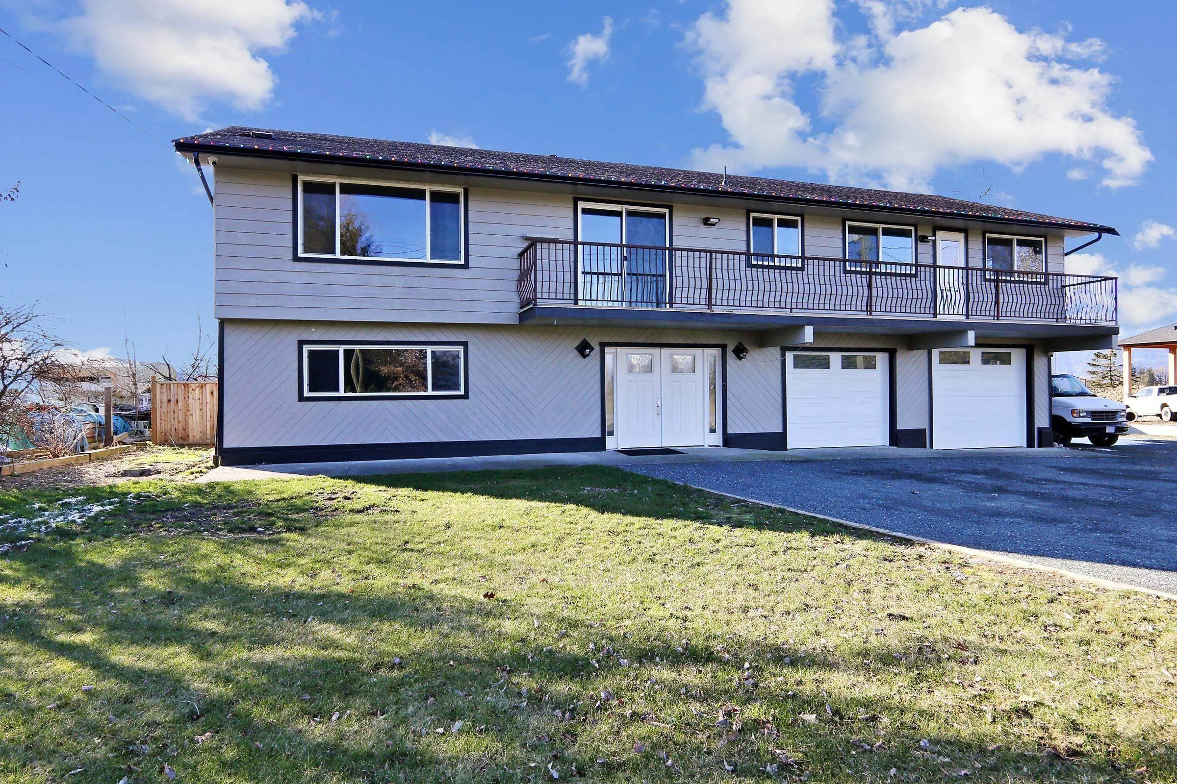 8875 Prest Road Road