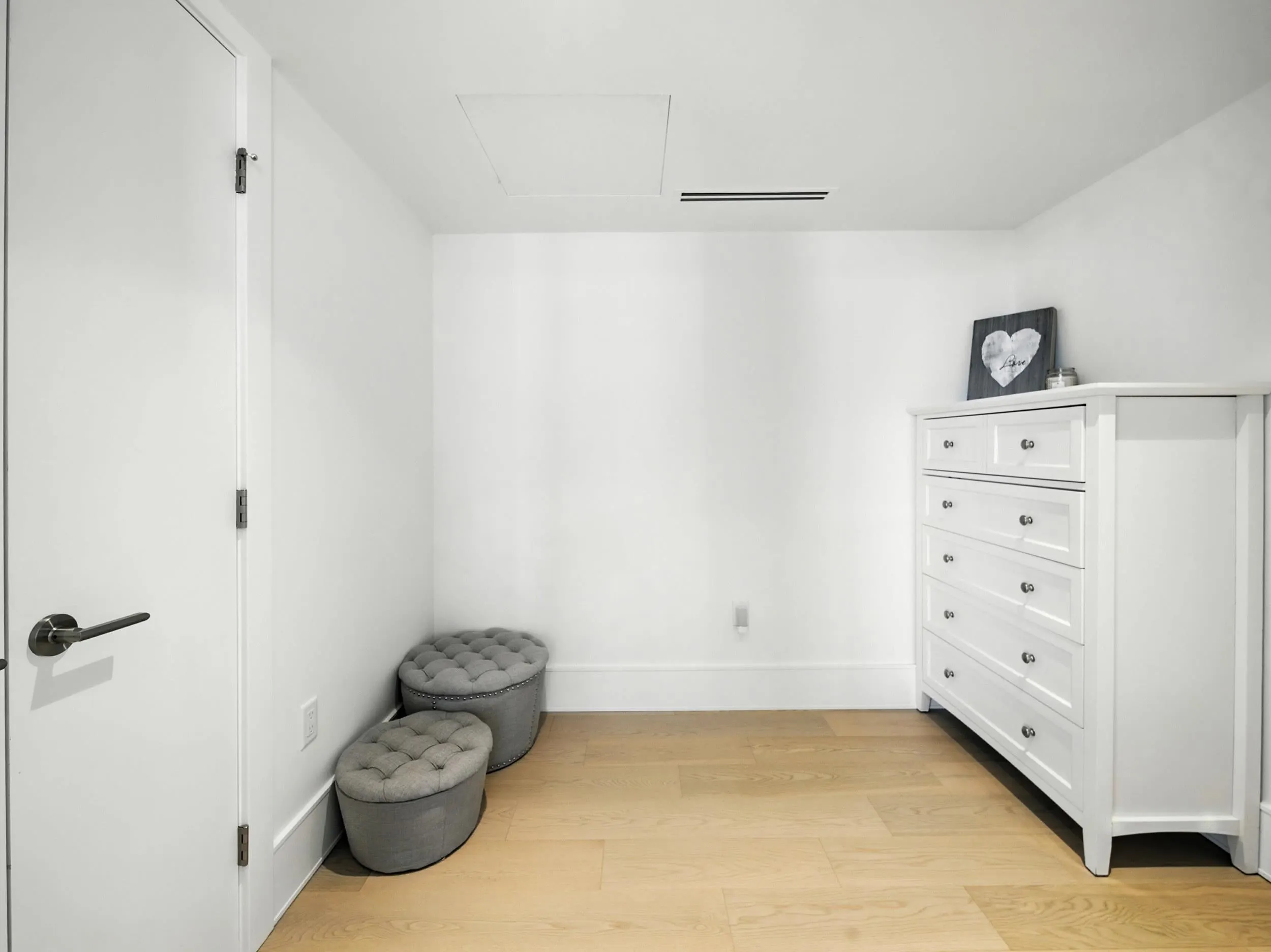 1604 1500 Martin Street