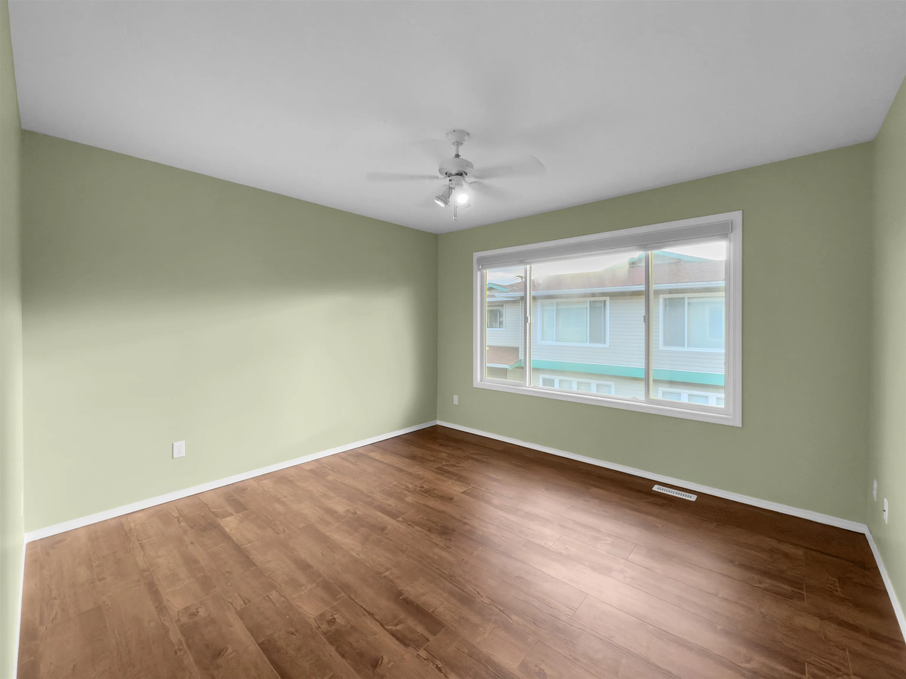 7 46209 Cessna Drive