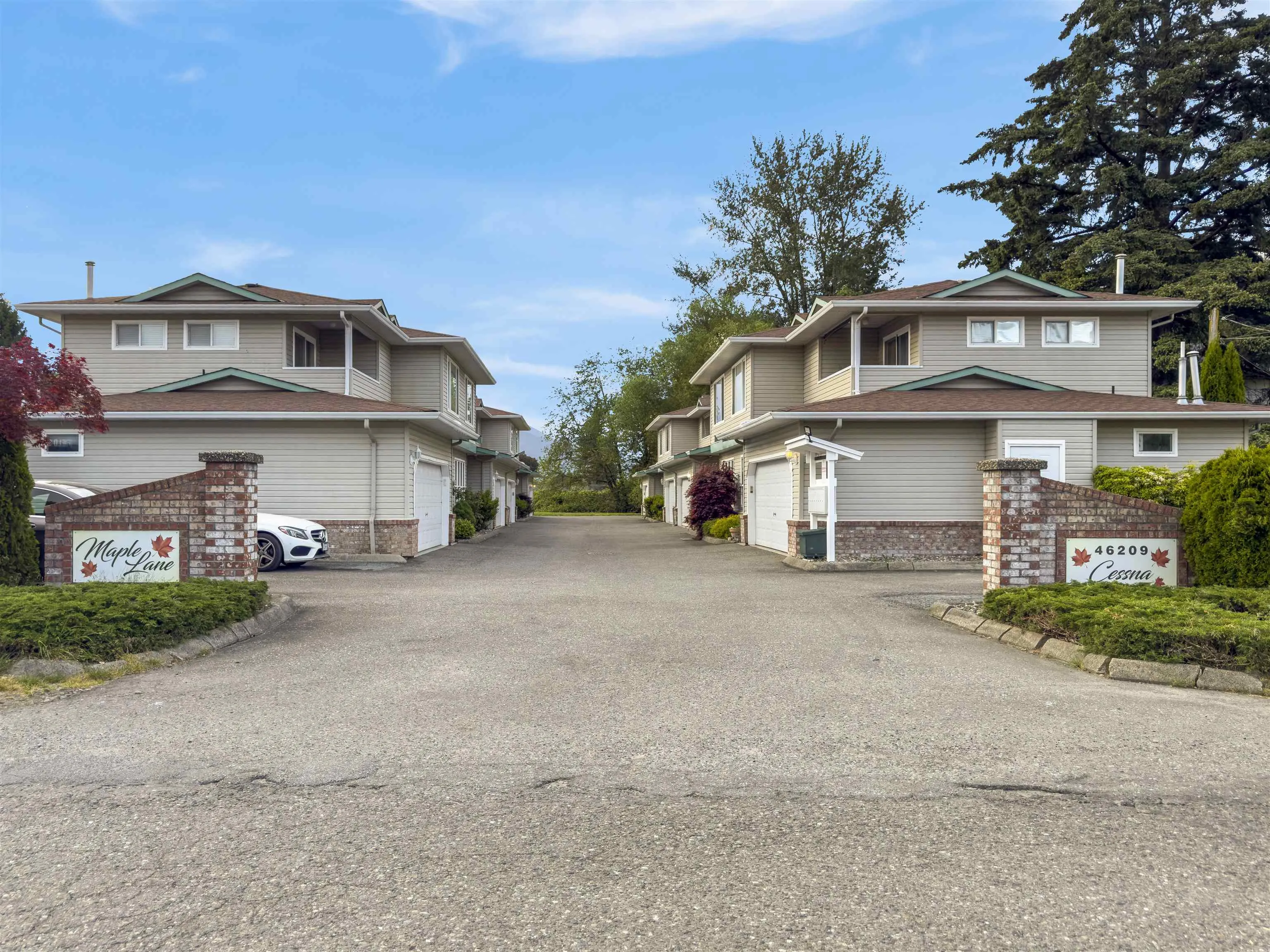 7 46209 Cessna Drive