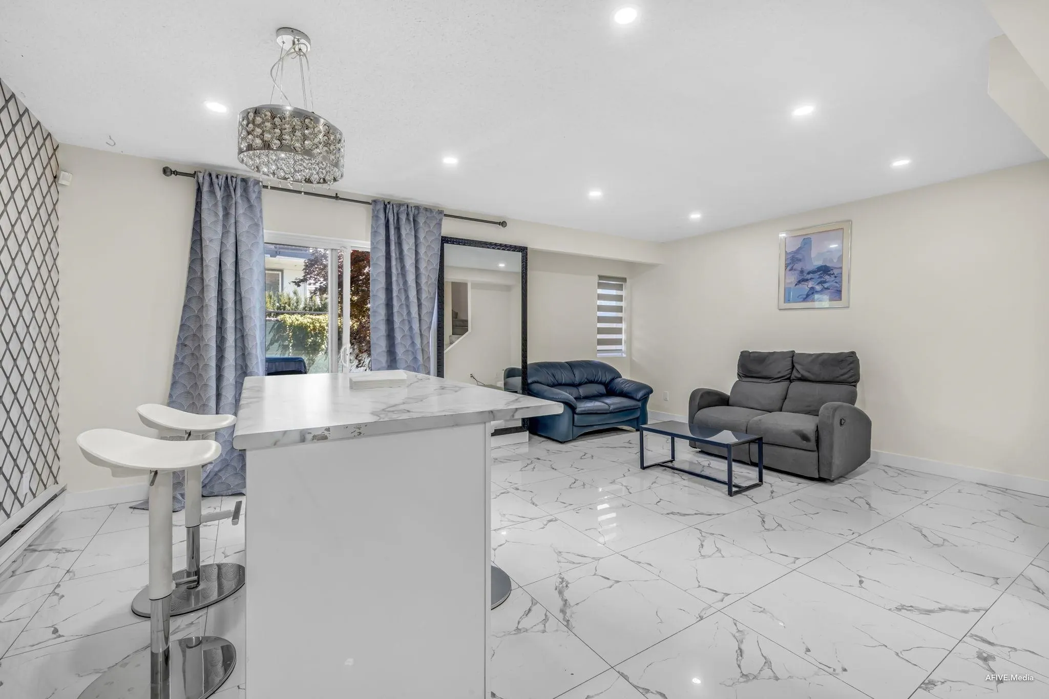 56 9955 140 Street
