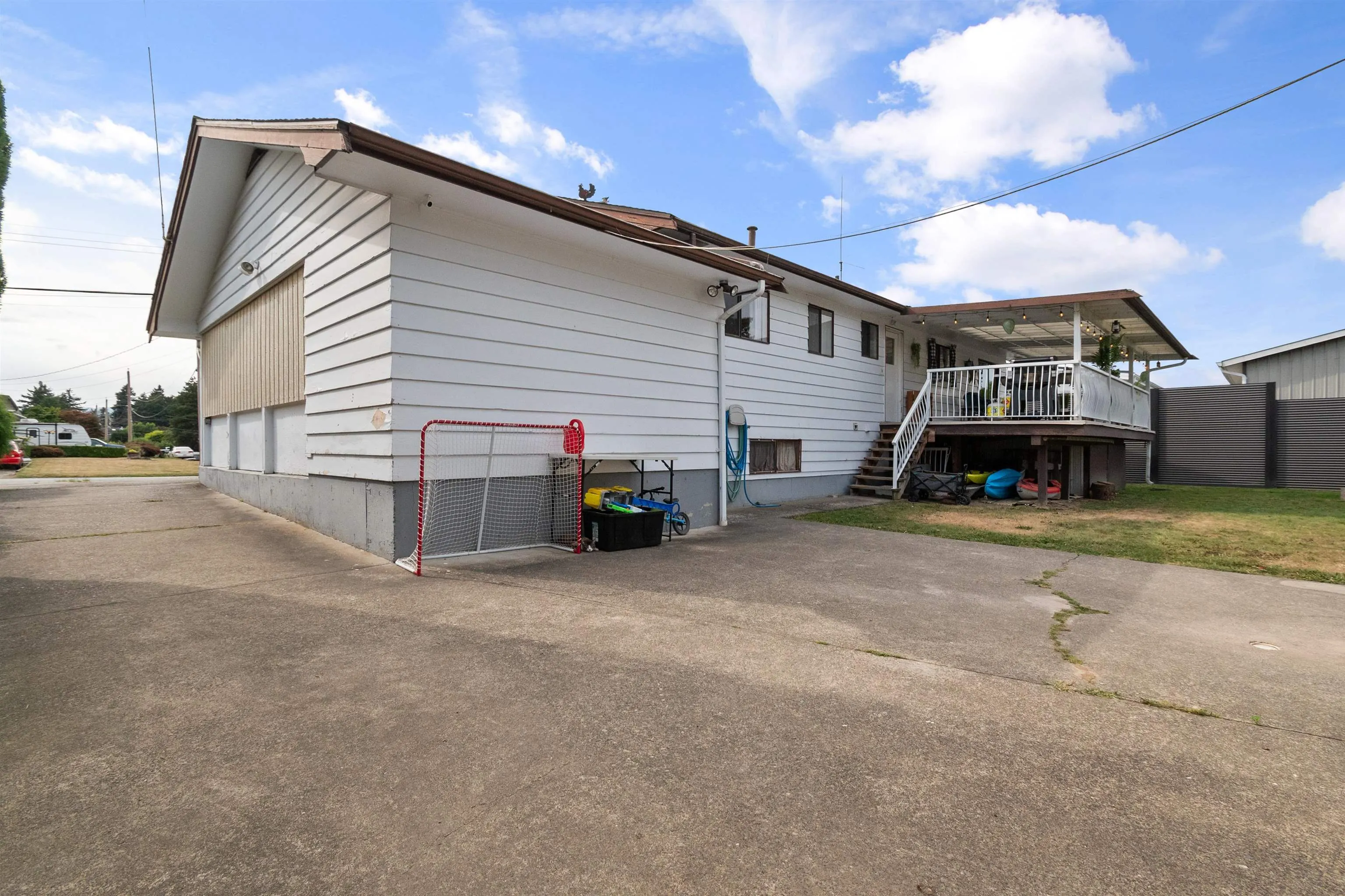 10098 Bonavista Street