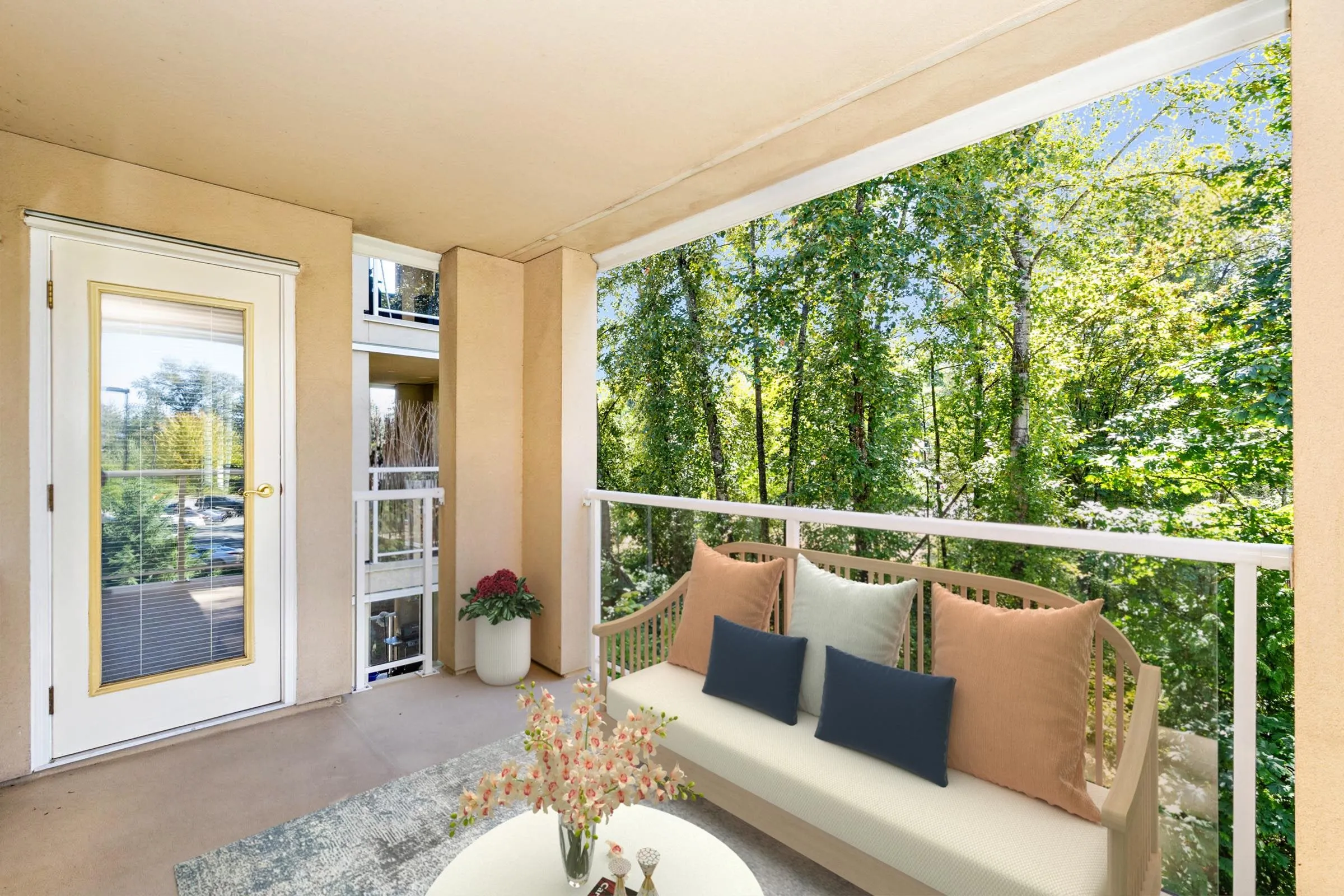 302 22722 Lougheed Highway