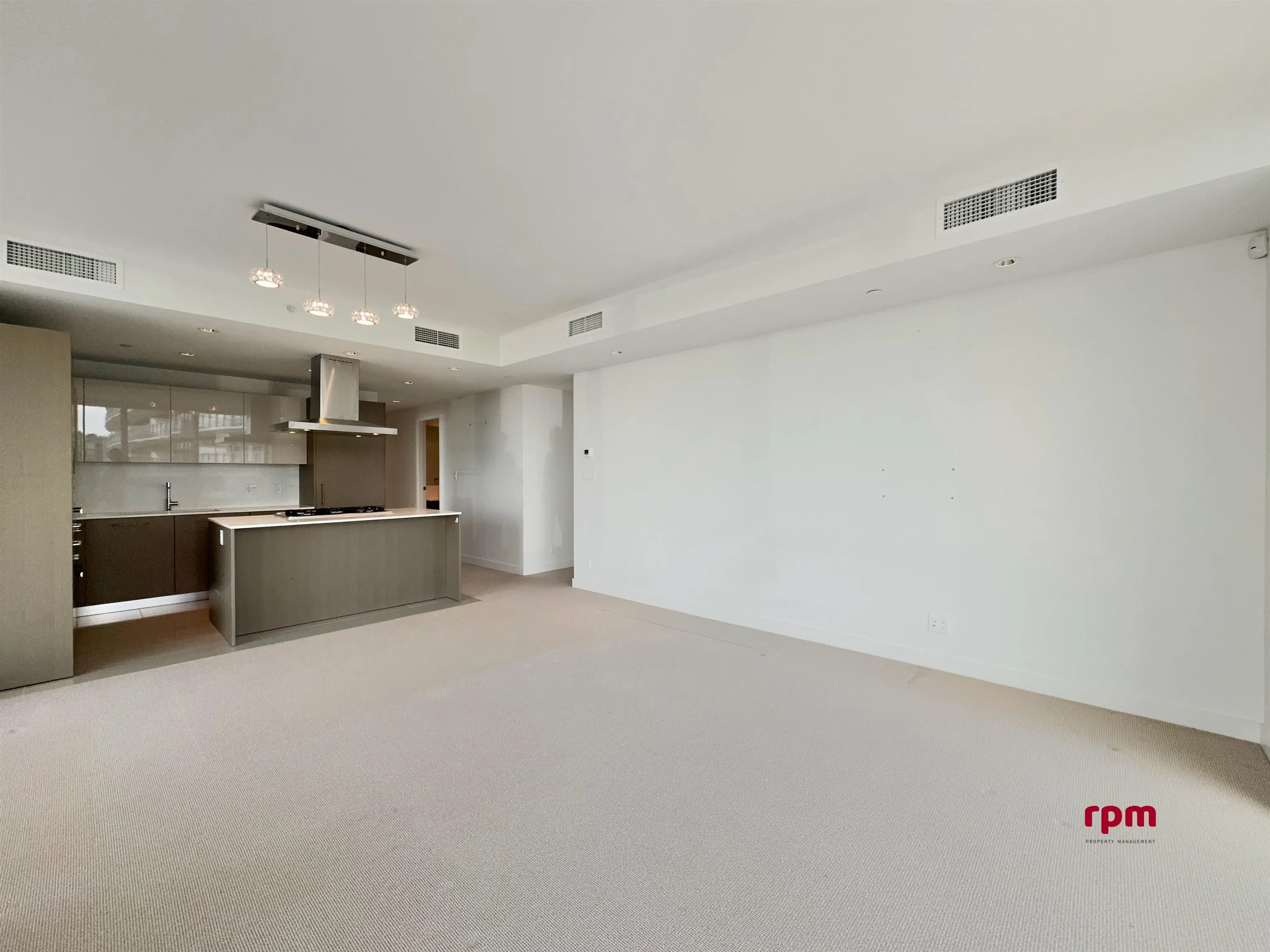 9xx 6611 Pearson Way