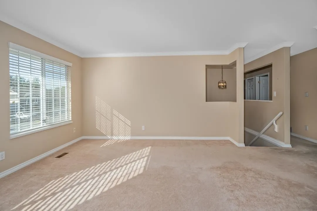 2909 Crossley Drive