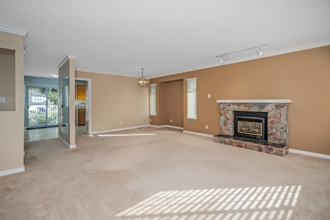 2909 Crossley Drive