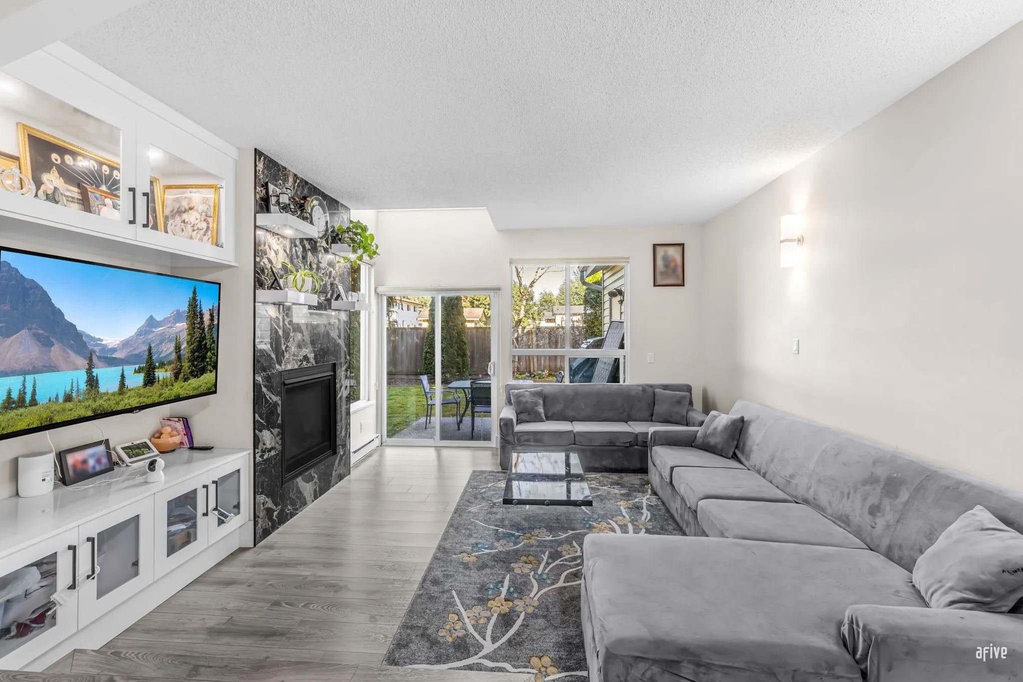 151 12233 92 Avenue