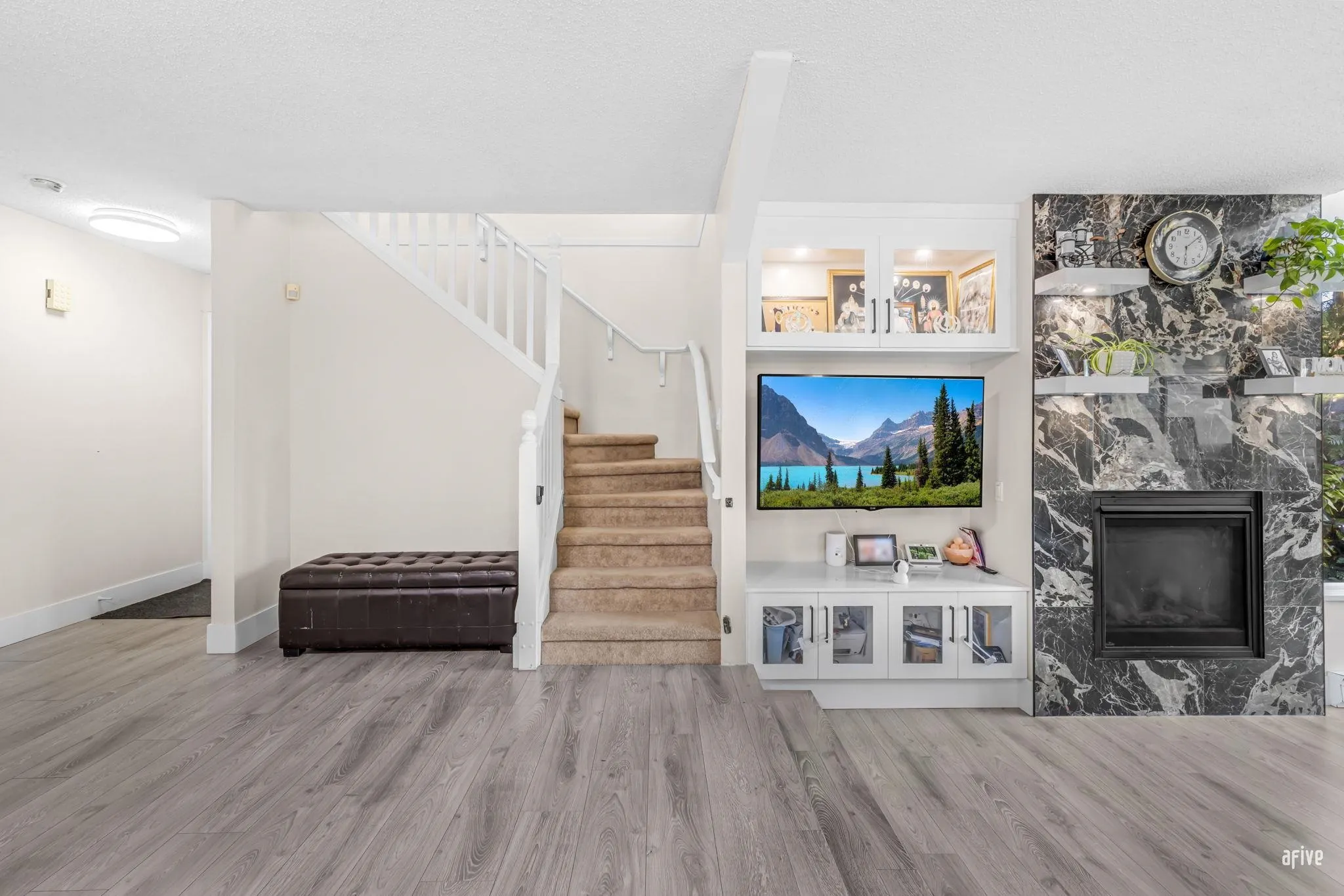 151 12233 92 Avenue