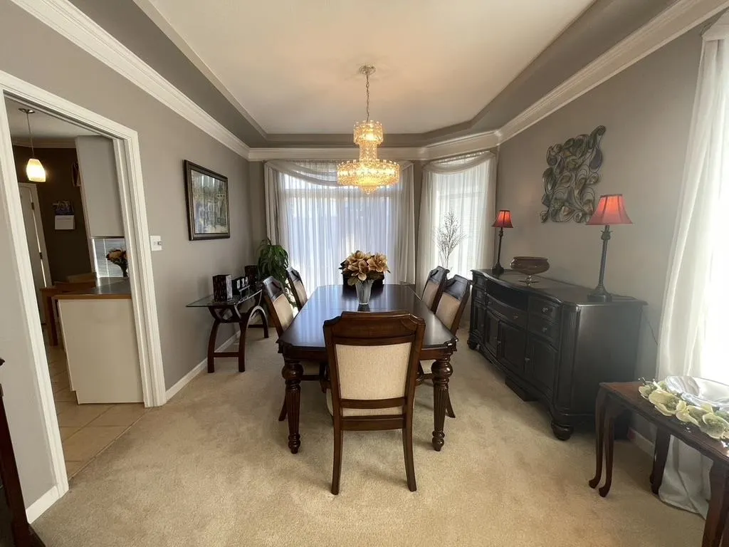 8 6031 Francis Road