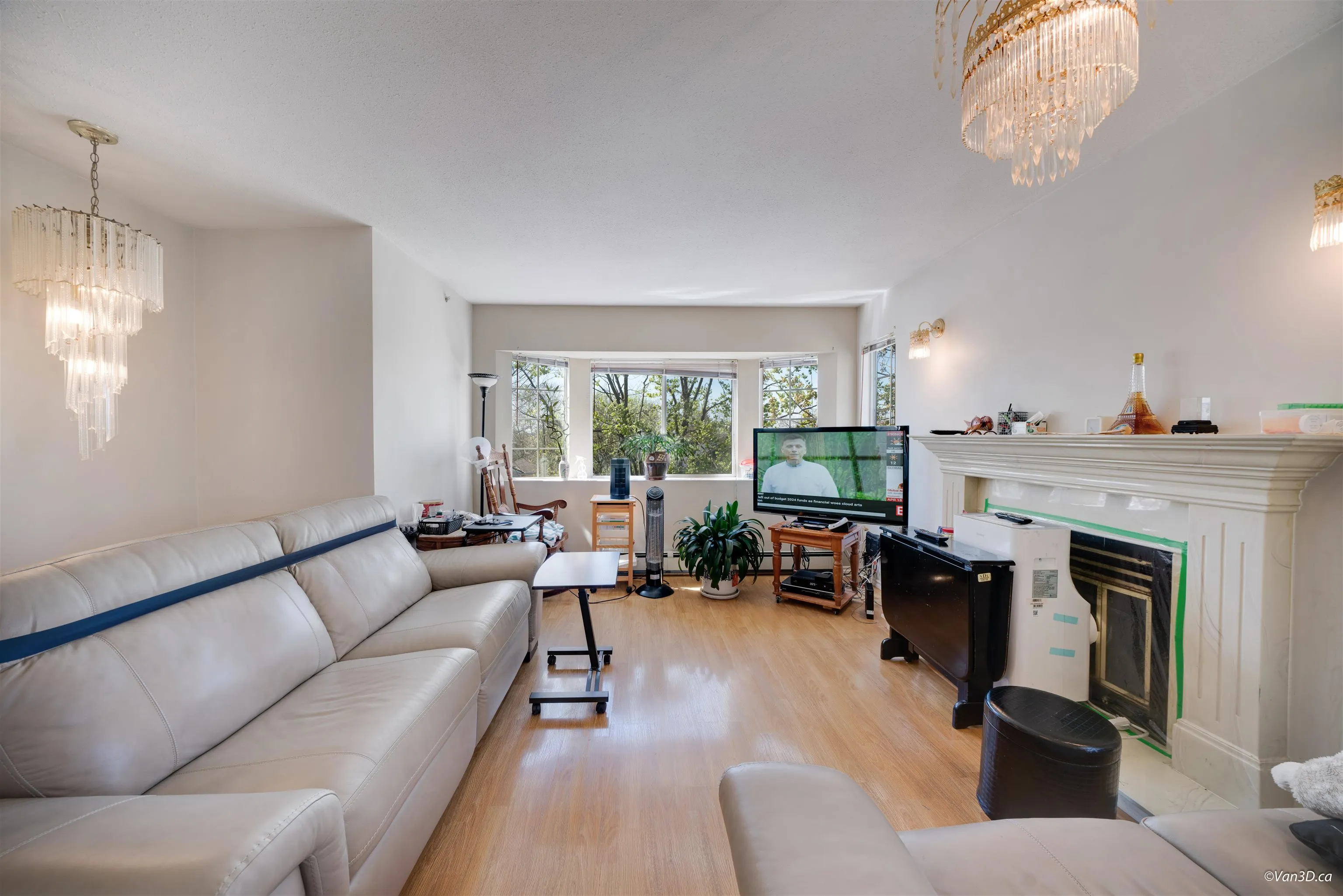 4502 Nanaimo Street