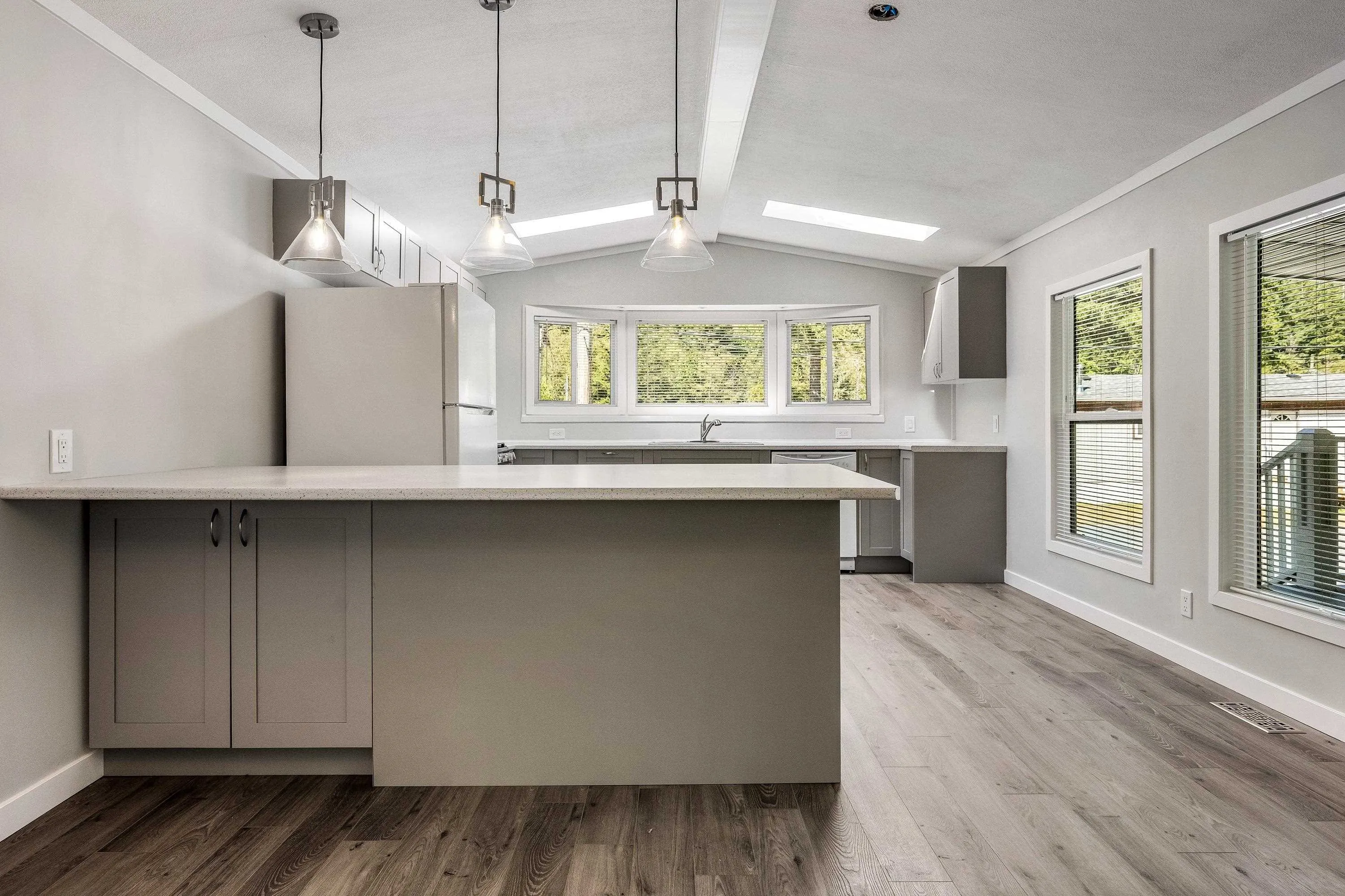 30 65367 Kawkawa Lake Road