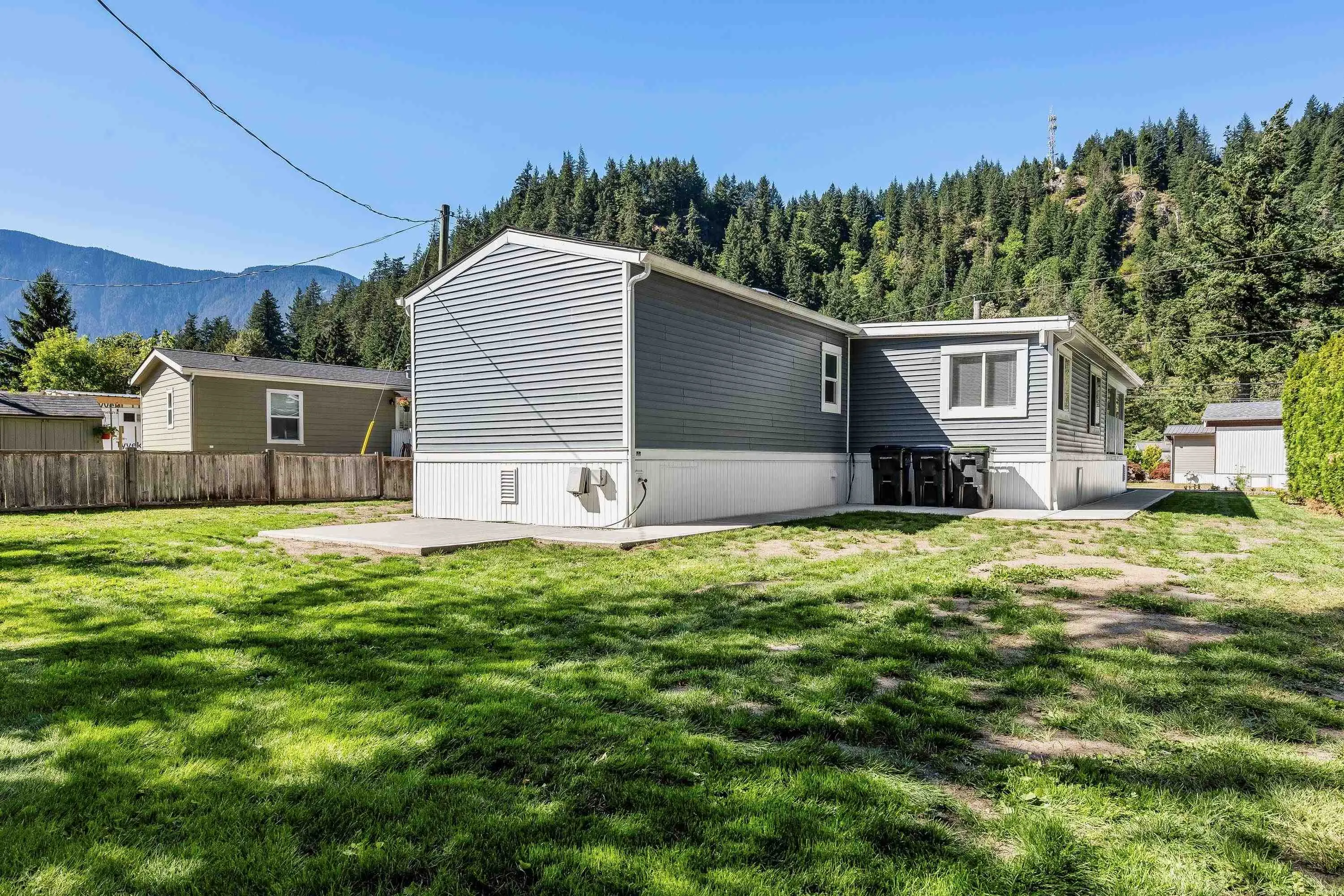 30 65367 Kawkawa Lake Road