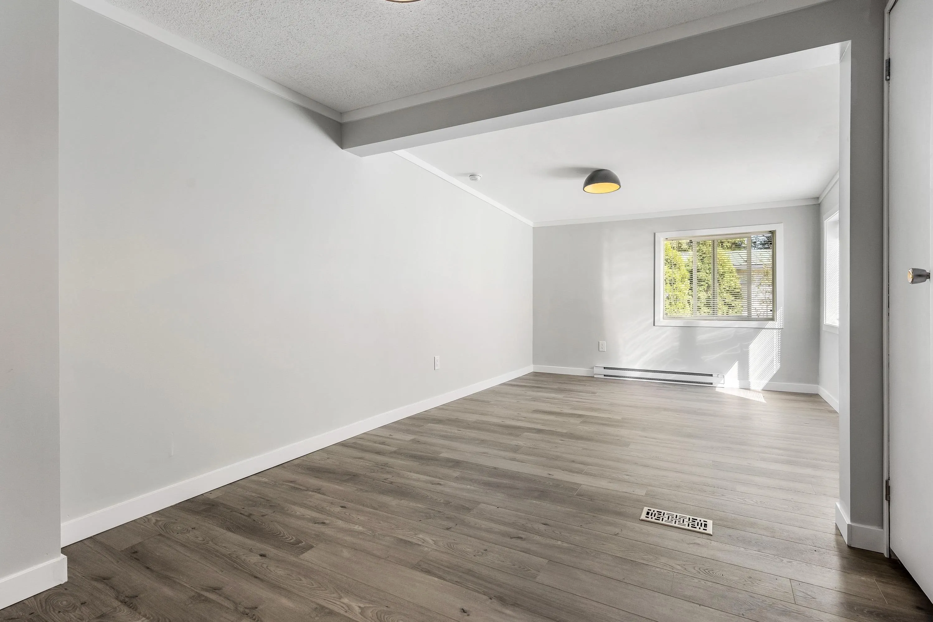 30 65367 Kawkawa Lake Road