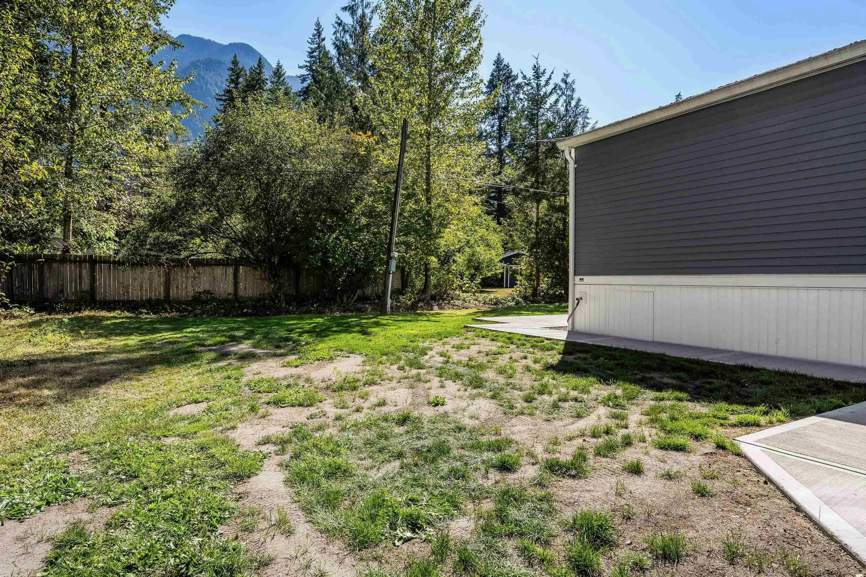 30 65367 Kawkawa Lake Road
