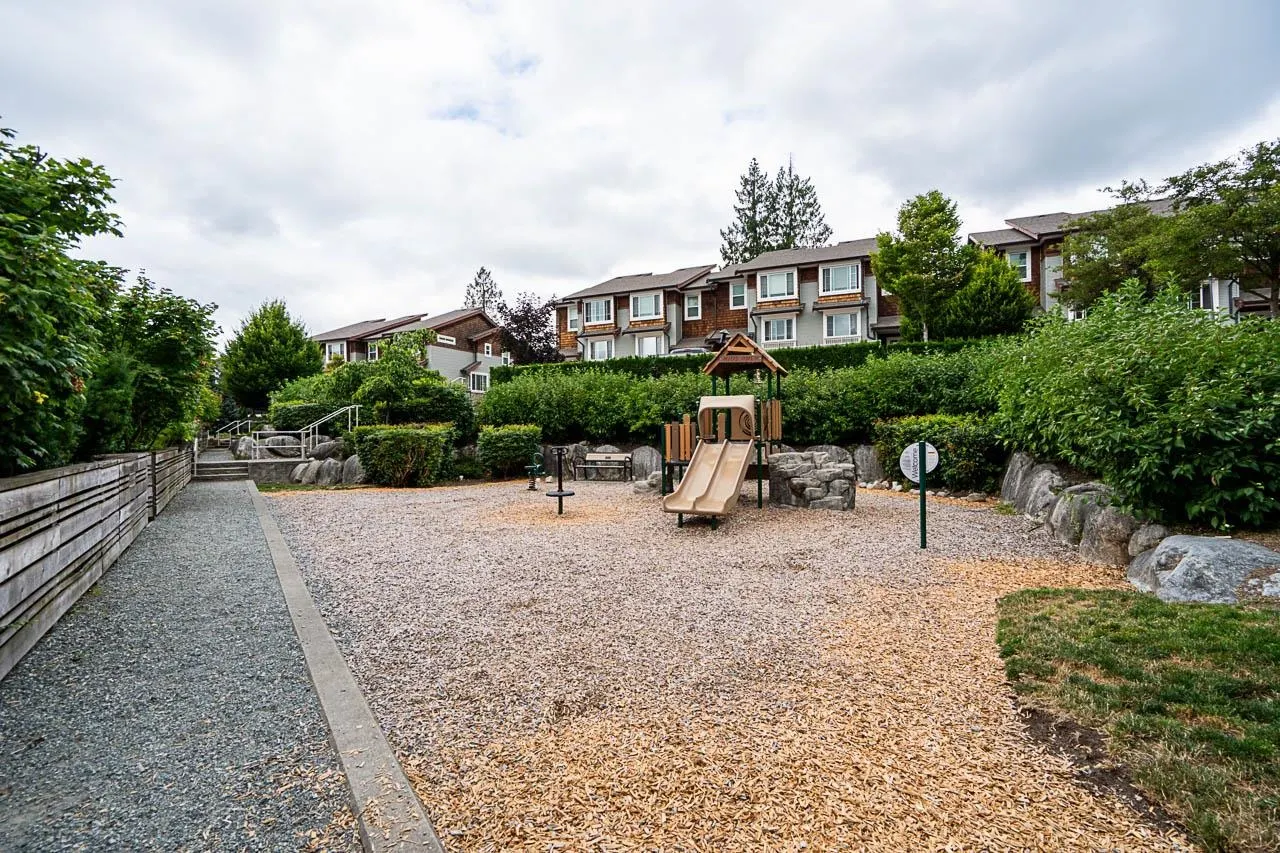 57 23651 132 Avenue