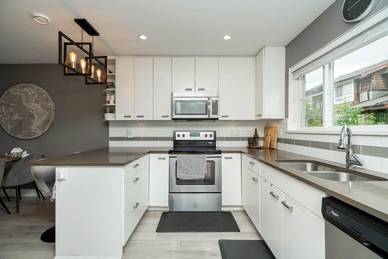 57 23651 132 Avenue