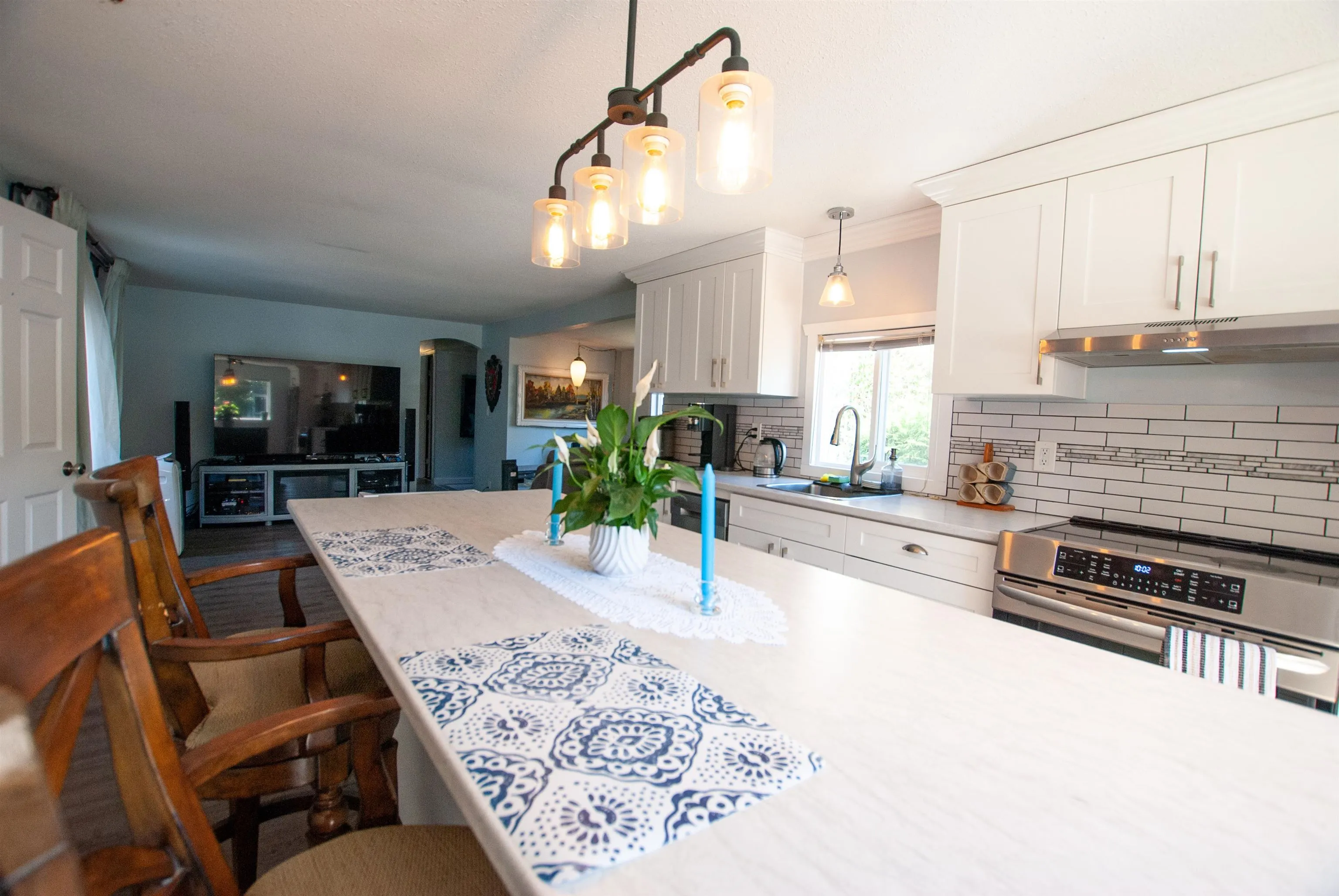 53 46484 Chilliwack Lake Road