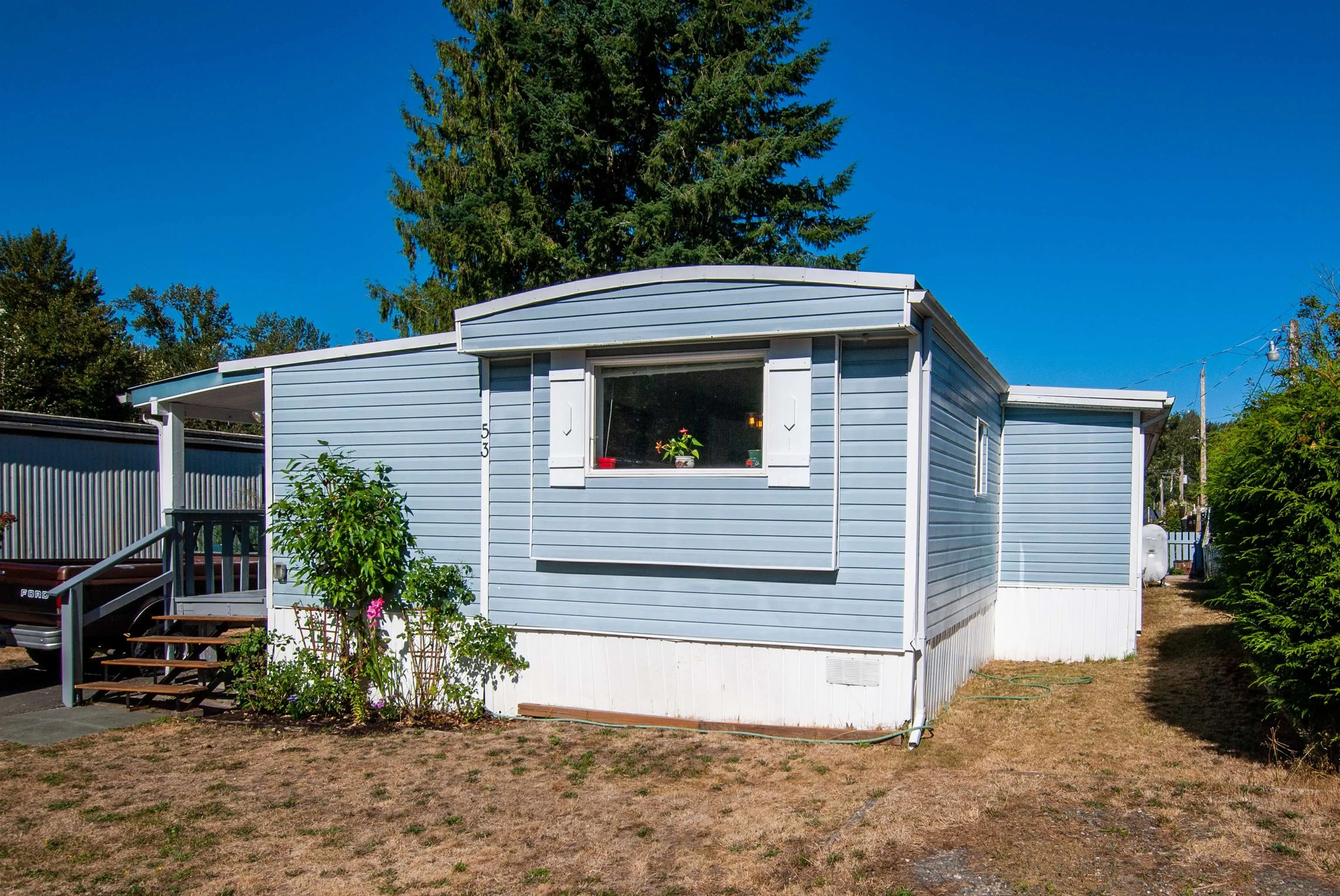 53 46484 Chilliwack Lake Road