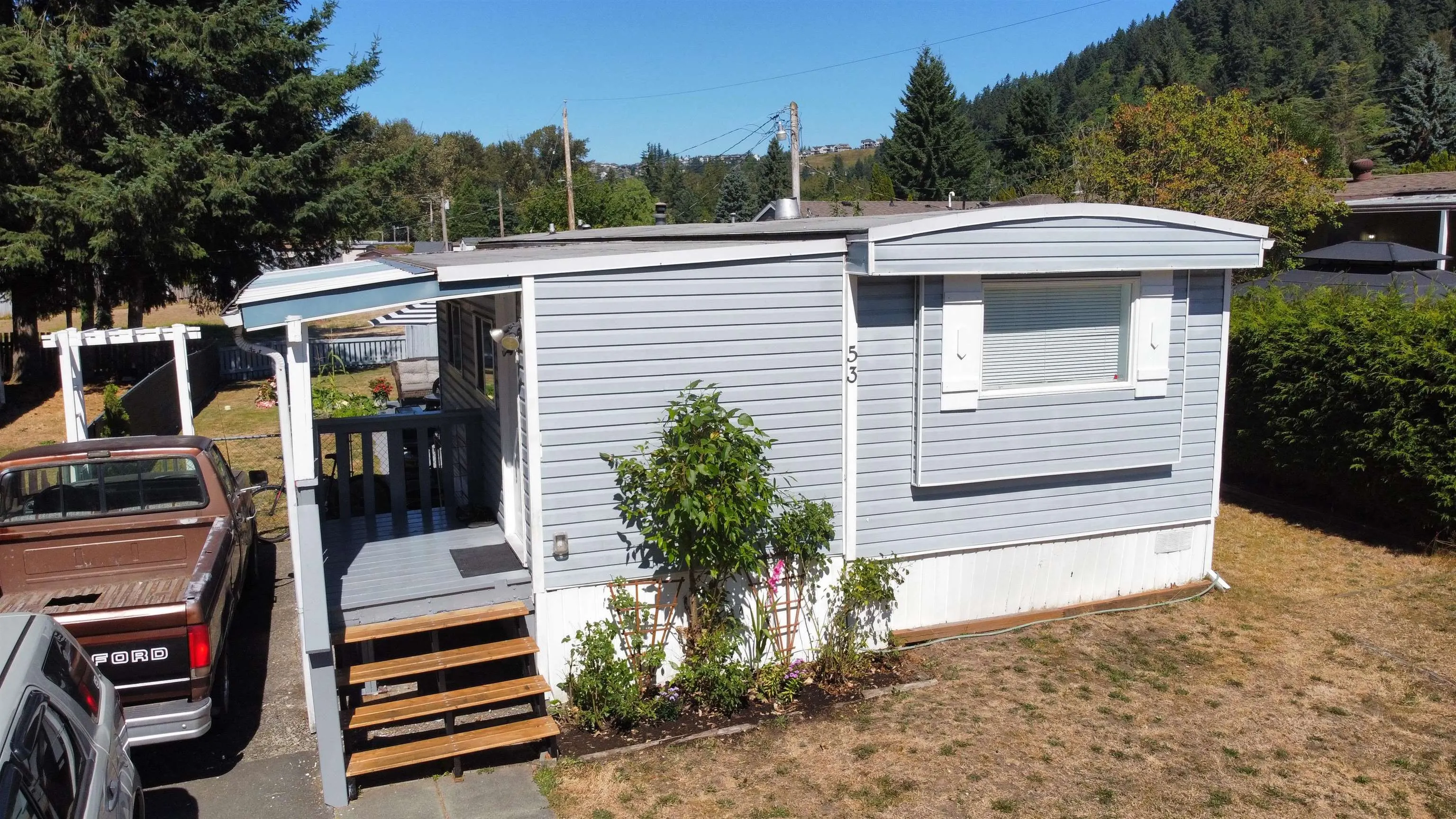 53 46484 Chilliwack Lake Road