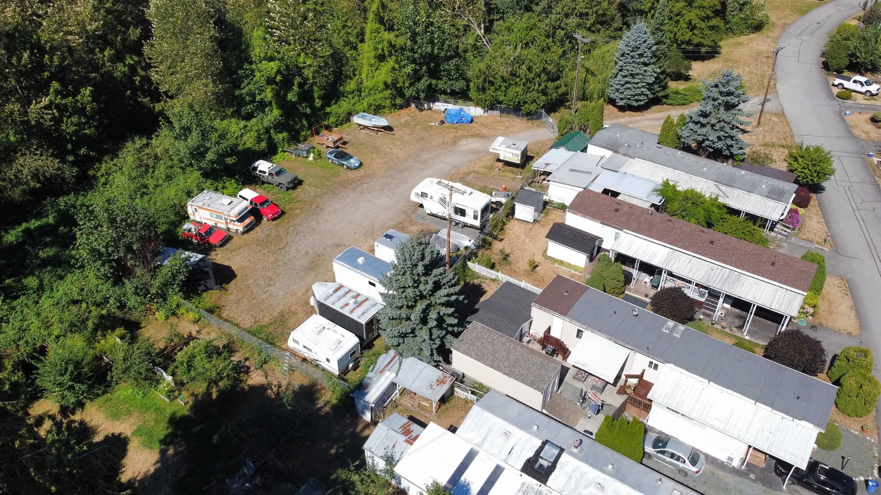 53 46484 Chilliwack Lake Road