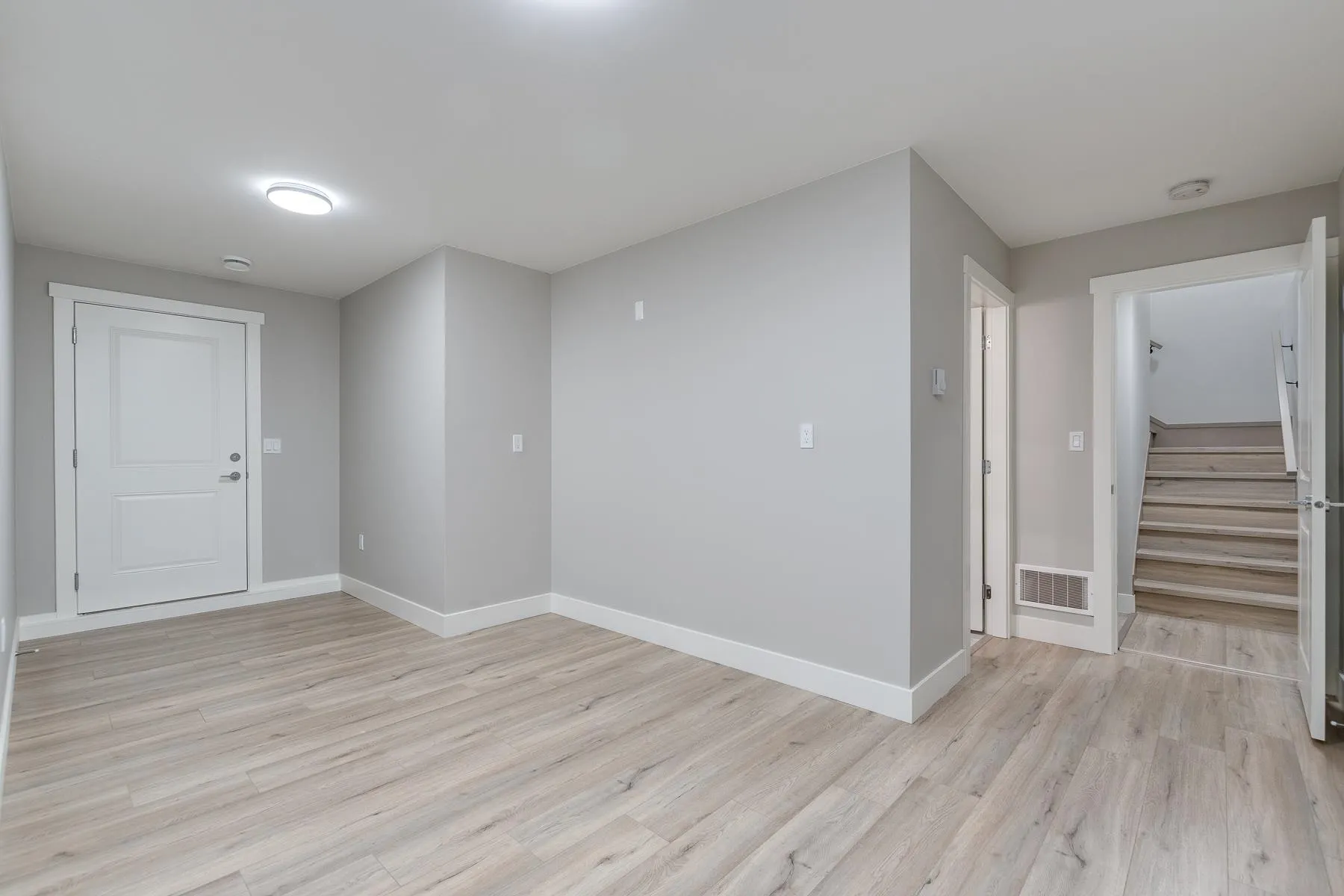 3427 Victoria Drive