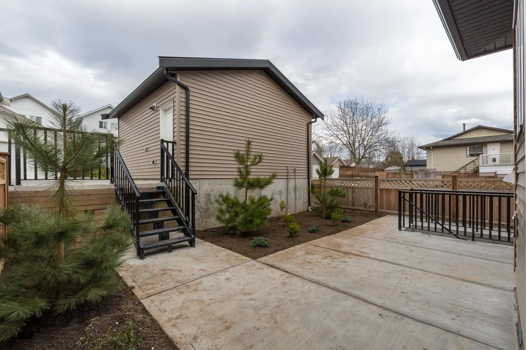 3427 Victoria Drive