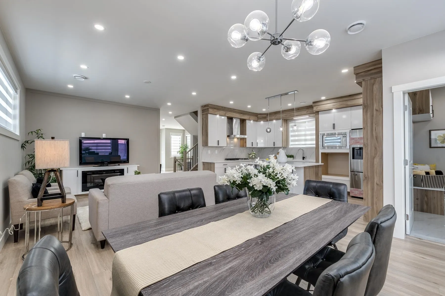 3427 Victoria Drive