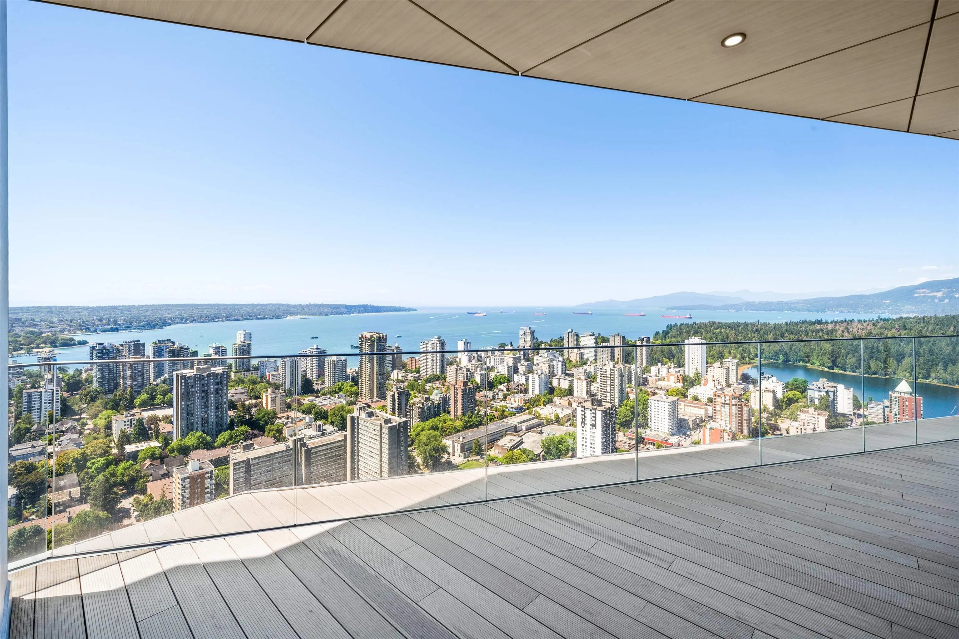 PH3 1568 Alberni Street
