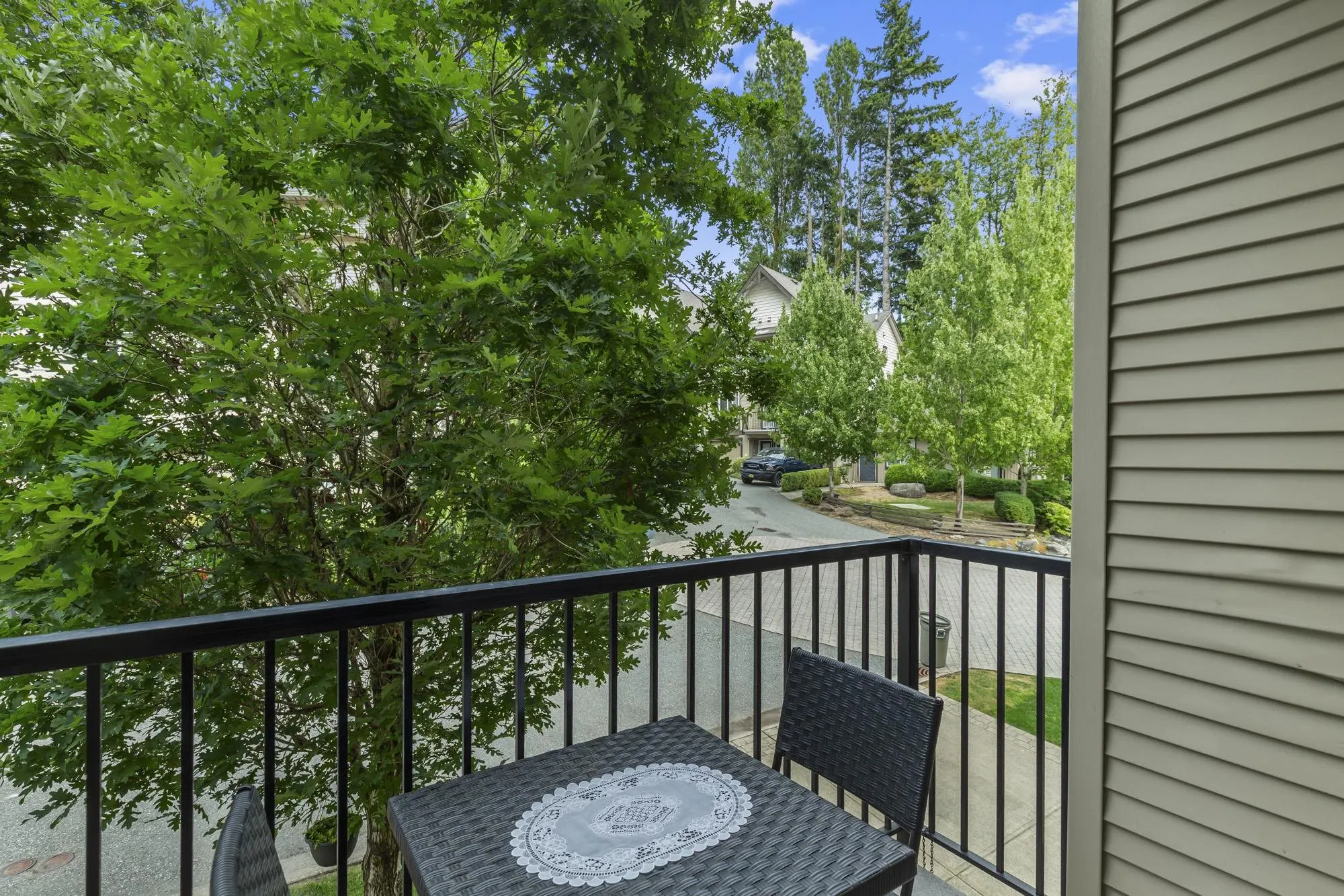2 32501 Fraser Crescent