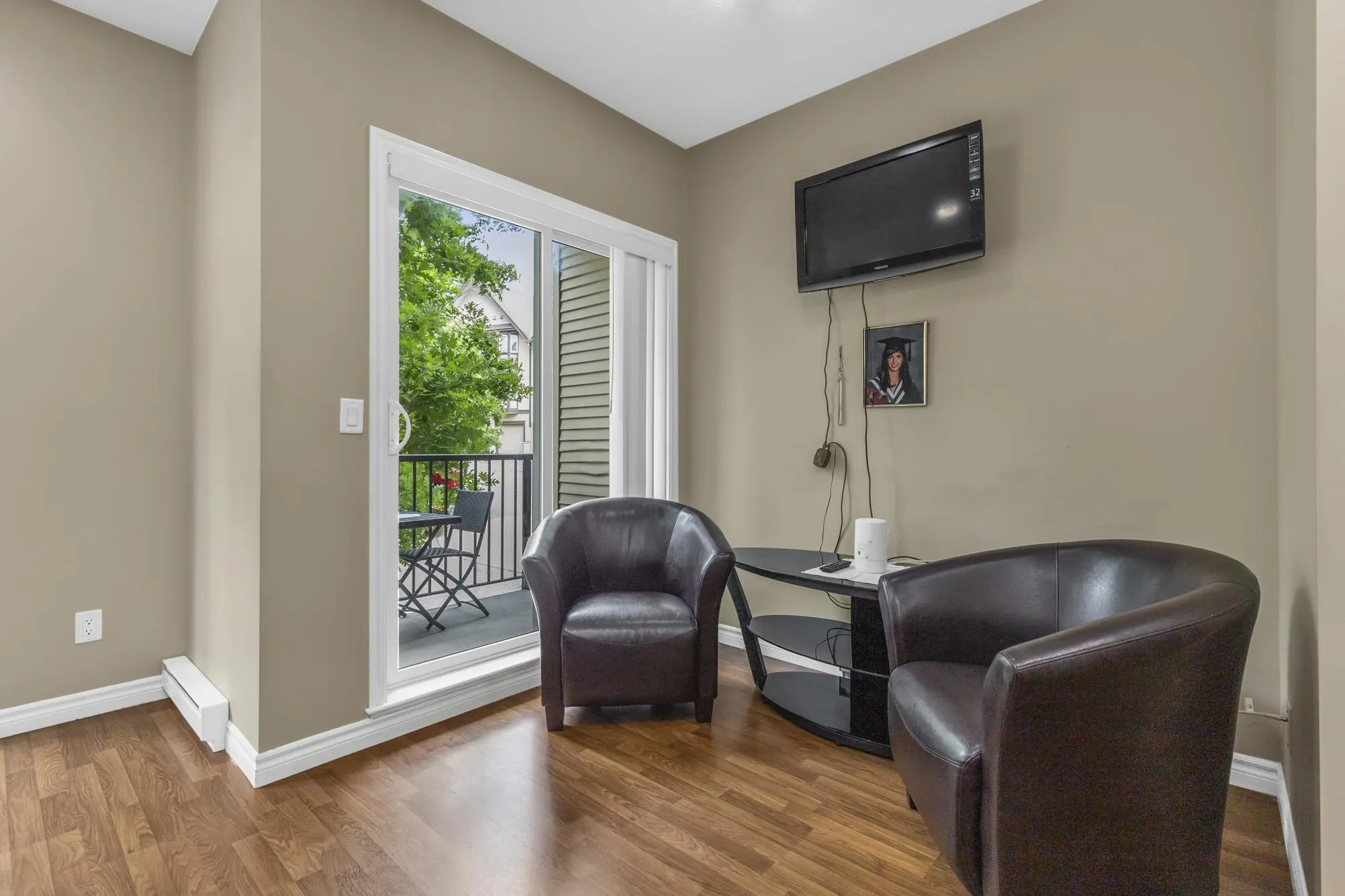 2 32501 Fraser Crescent