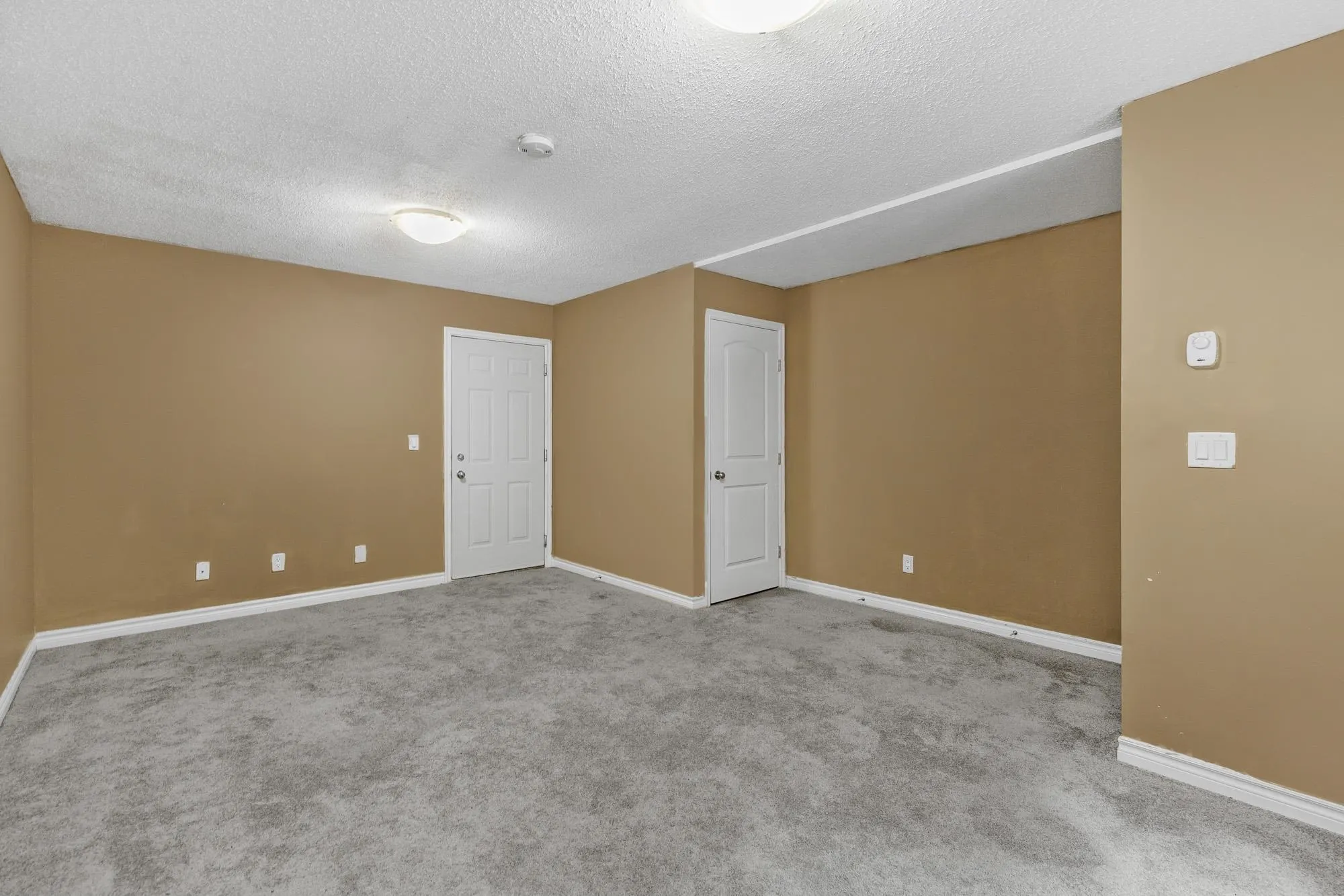 2 32501 Fraser Crescent
