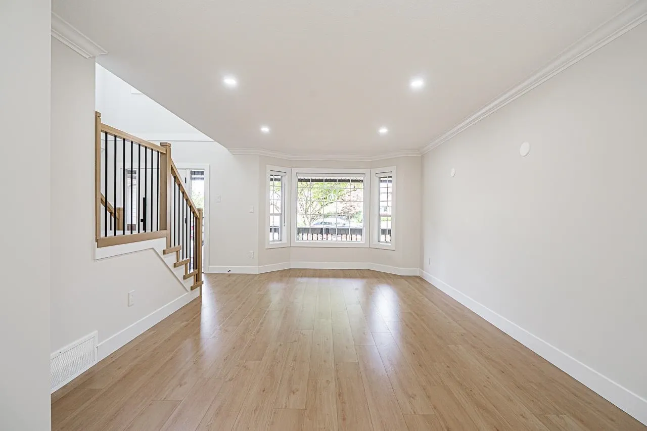 2455 Mountain Drive