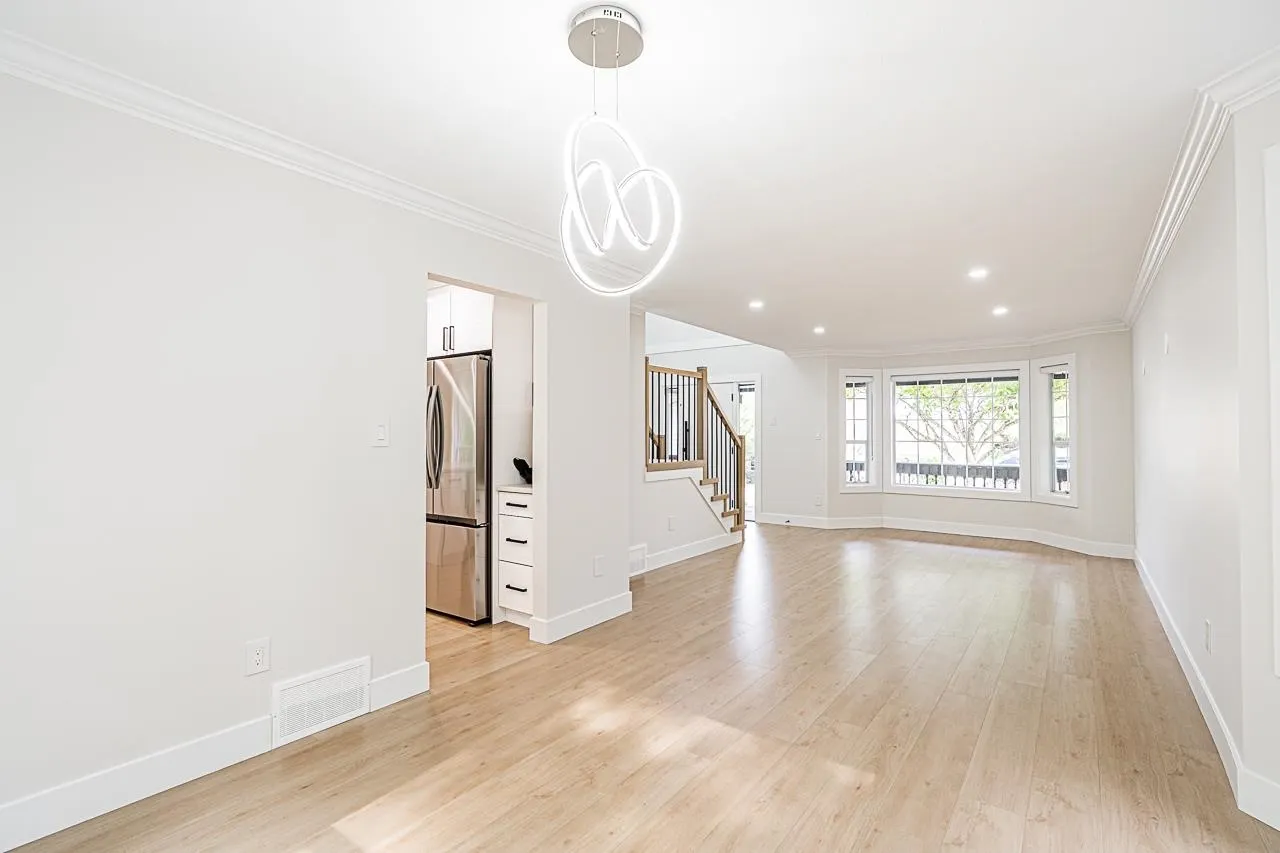 2455 Mountain Drive