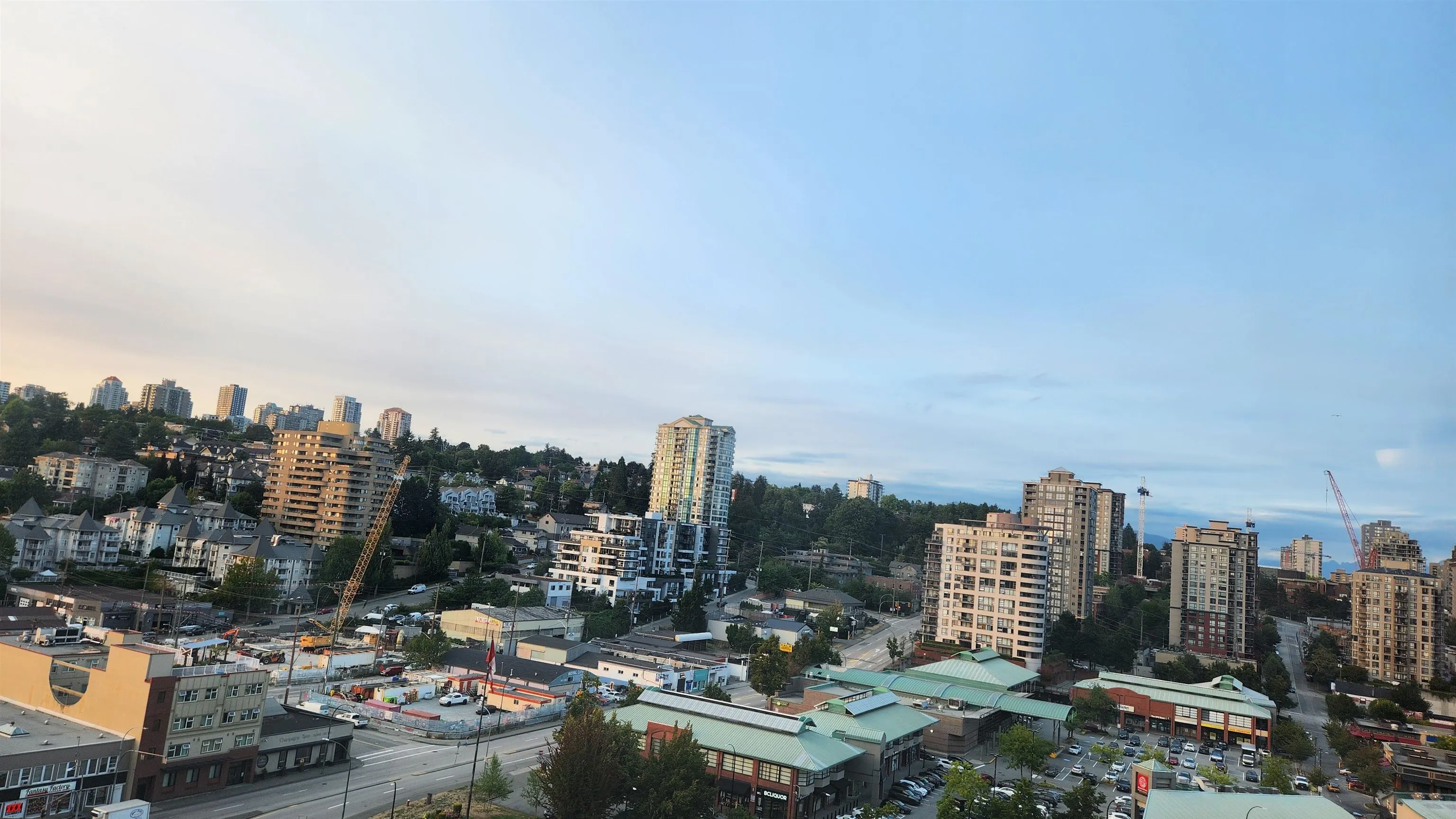 1505 1235 Quayside Drive