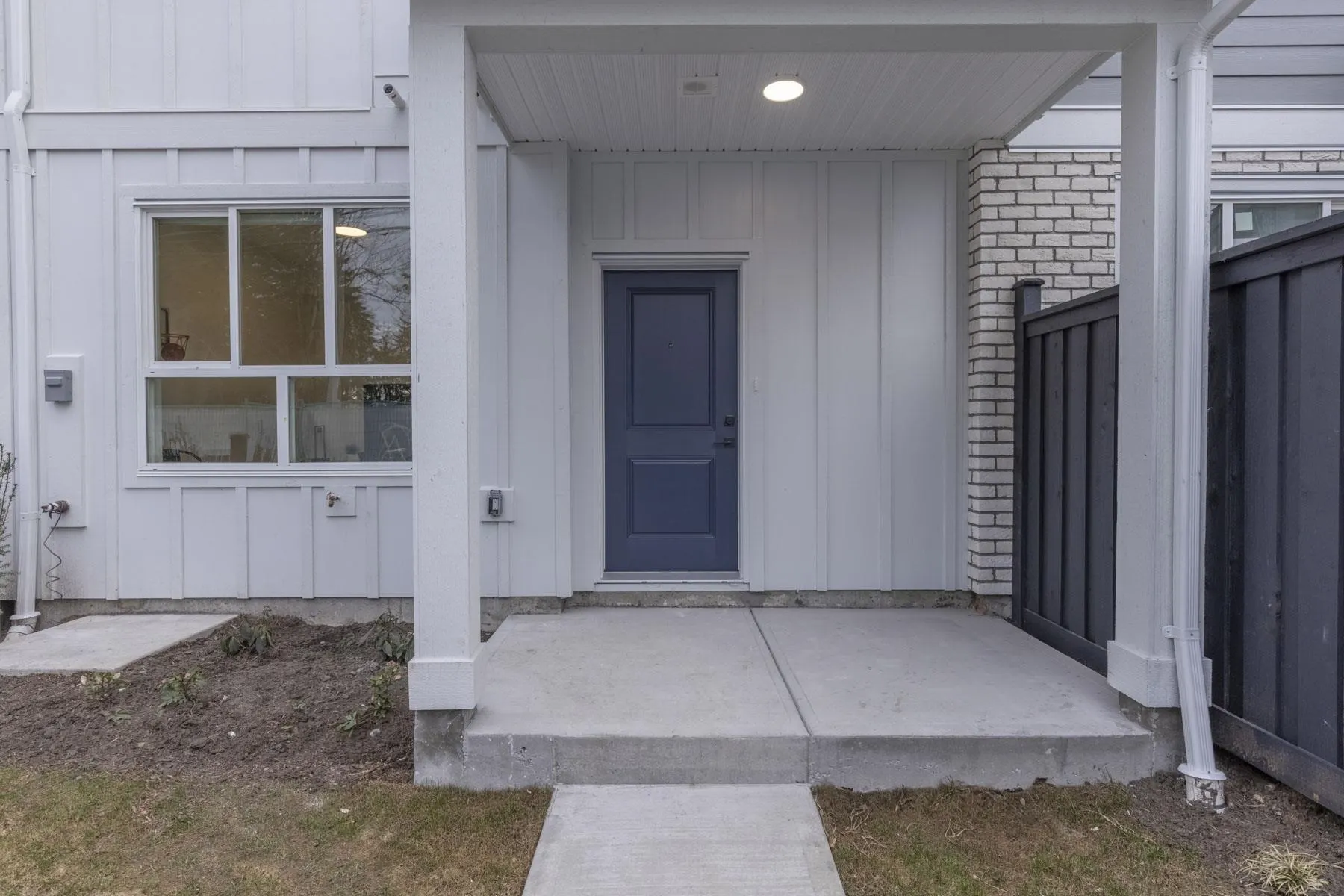 28 17458 100 Avenue