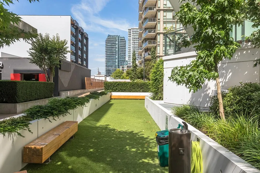 406 1439 George Street