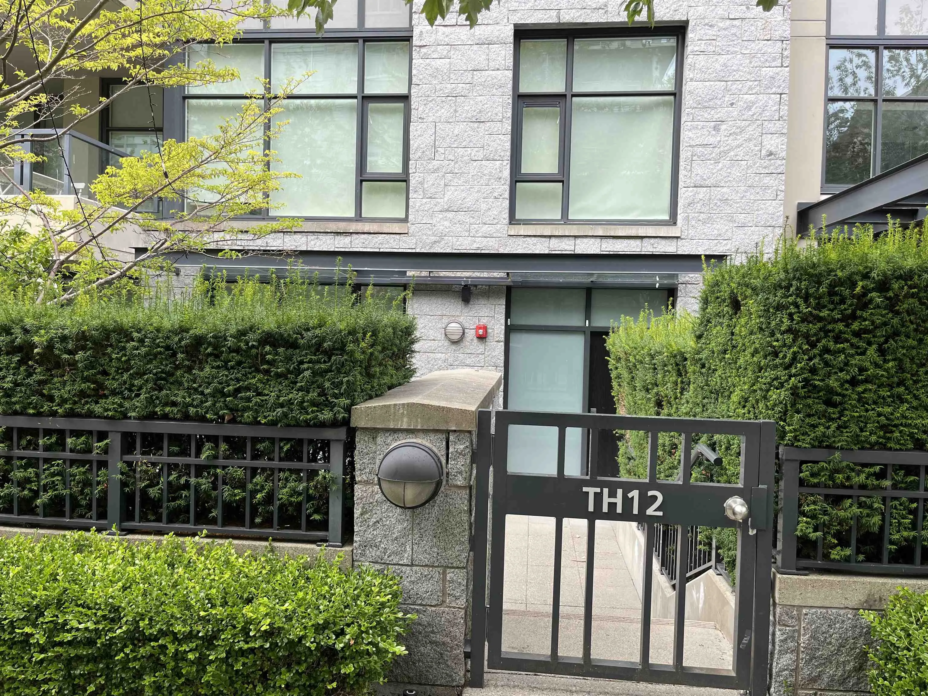 TH12 6063 Iona Drive