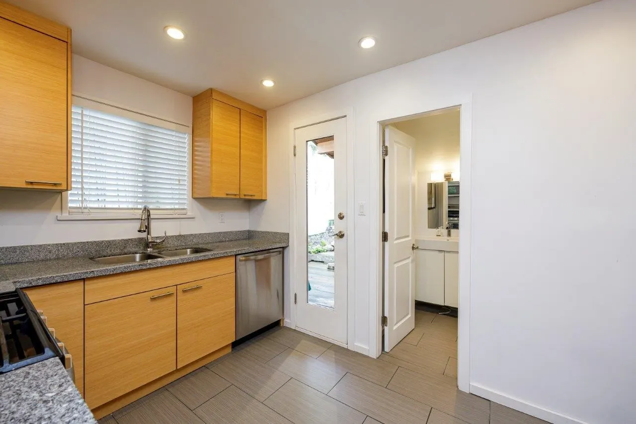 2730 Panorama Drive