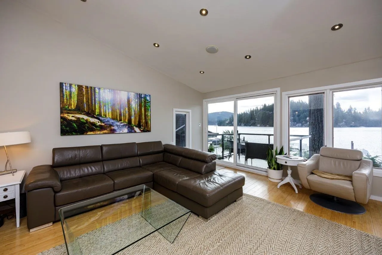 2730 Panorama Drive