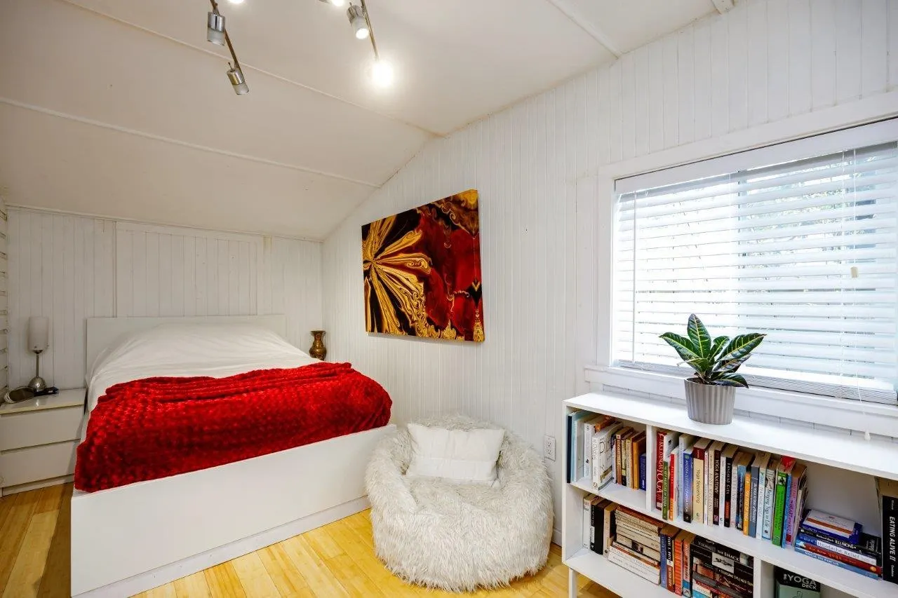 2730 Panorama Drive