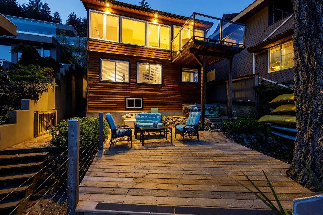 2730 Panorama Drive
