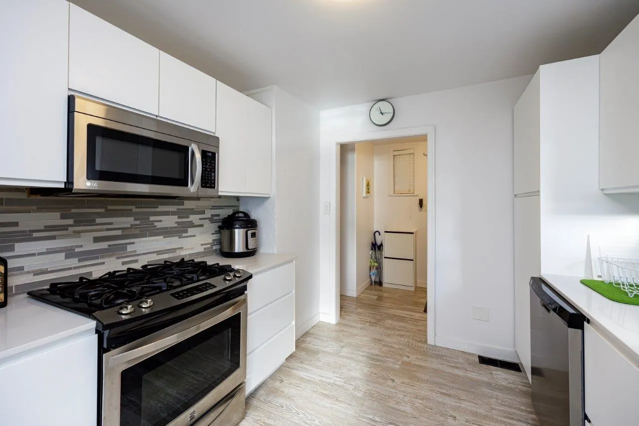 2730 Panorama Drive