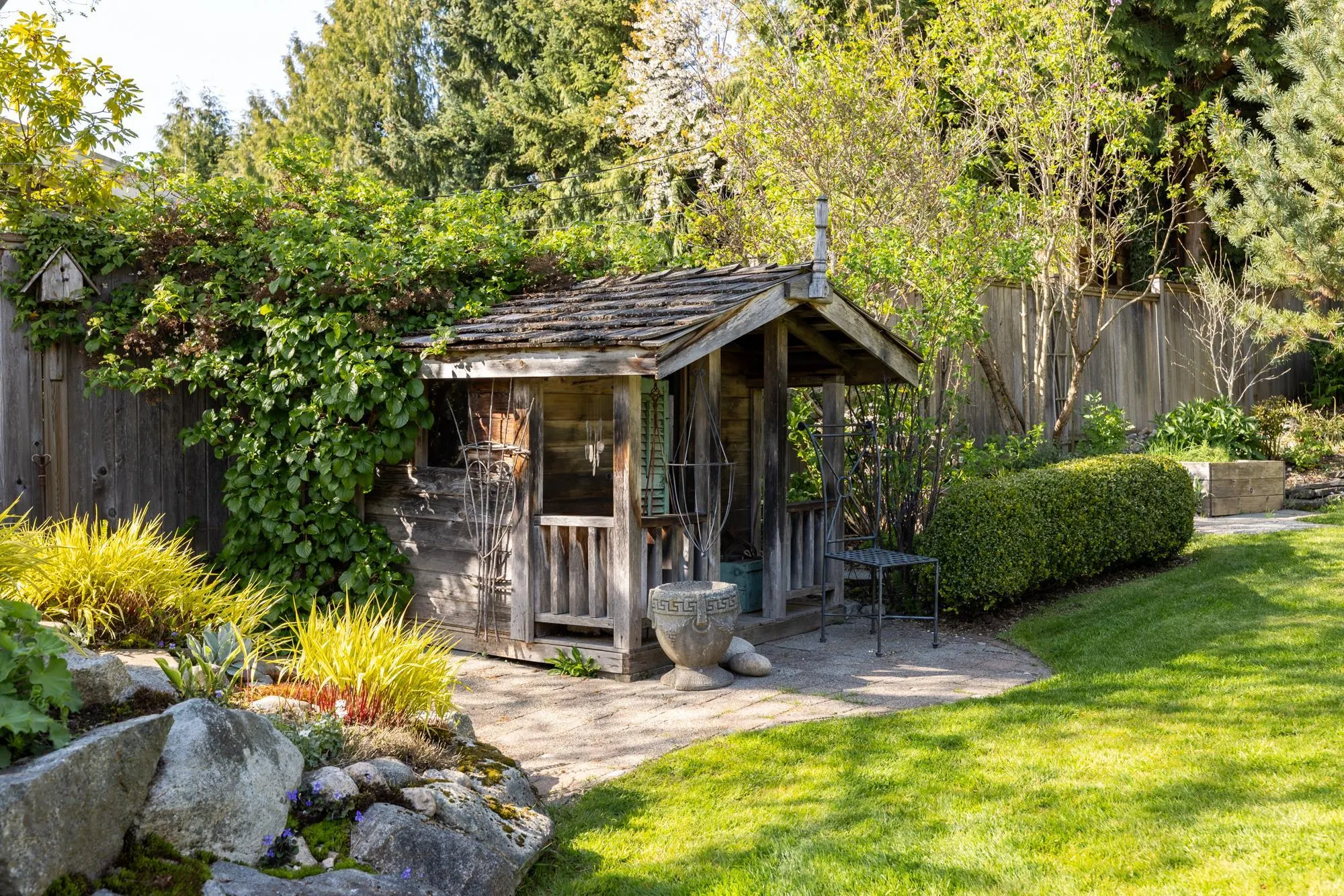 986 Tudor Avenue