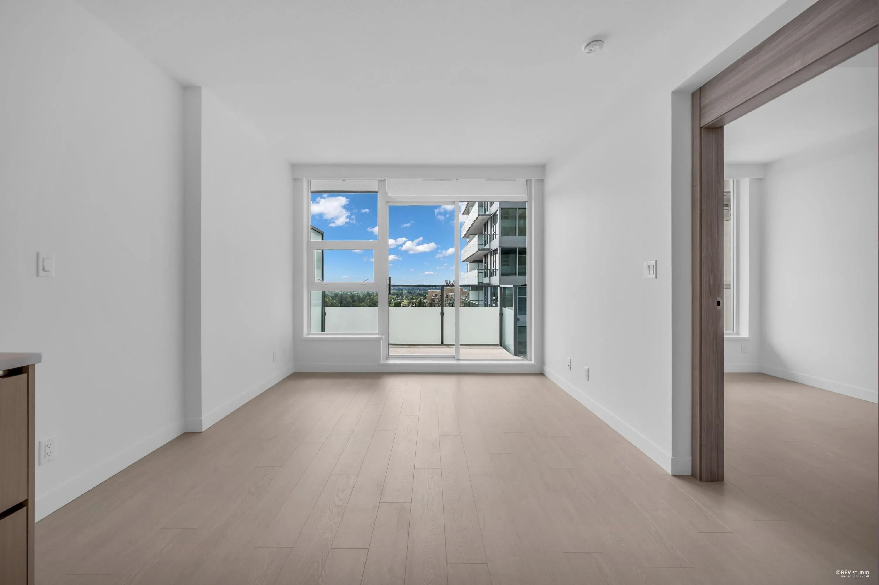1606 13778 100 Avenue