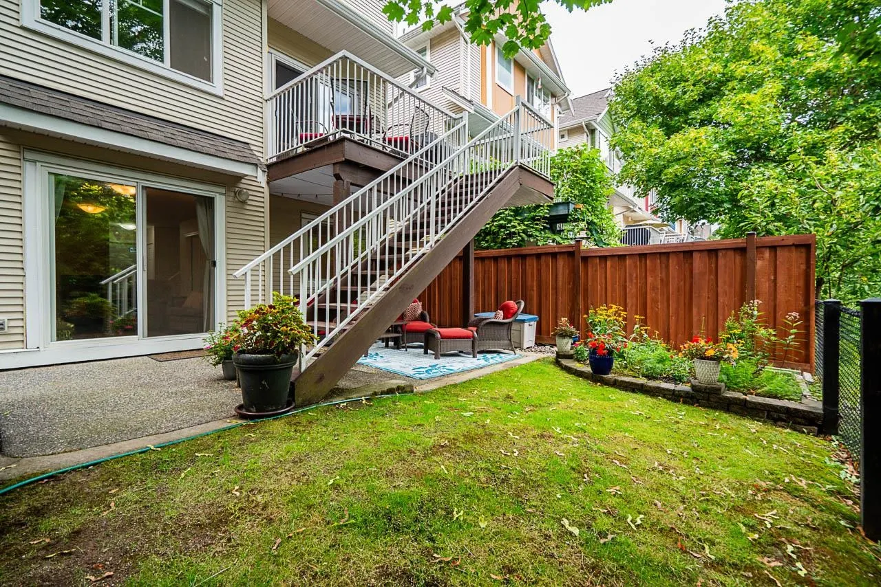 12 1108 Riverside Close