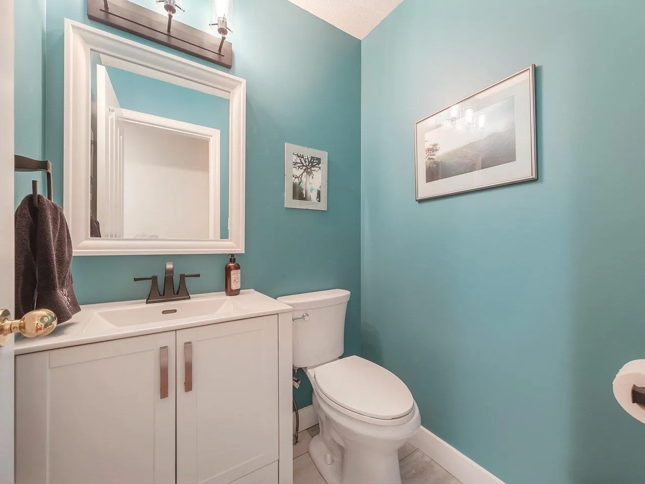 2817 Greenbrier Place