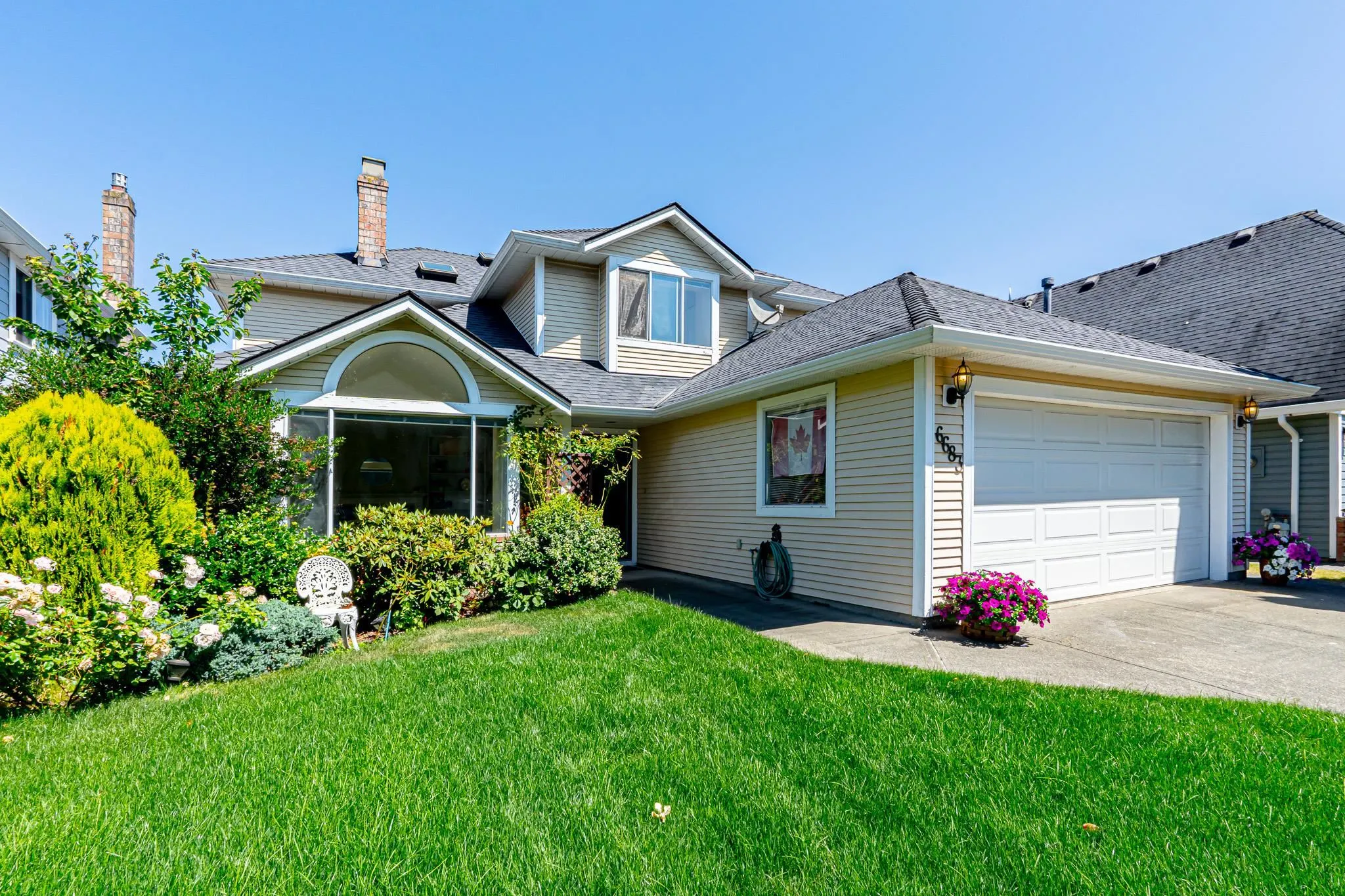 6683 London Court